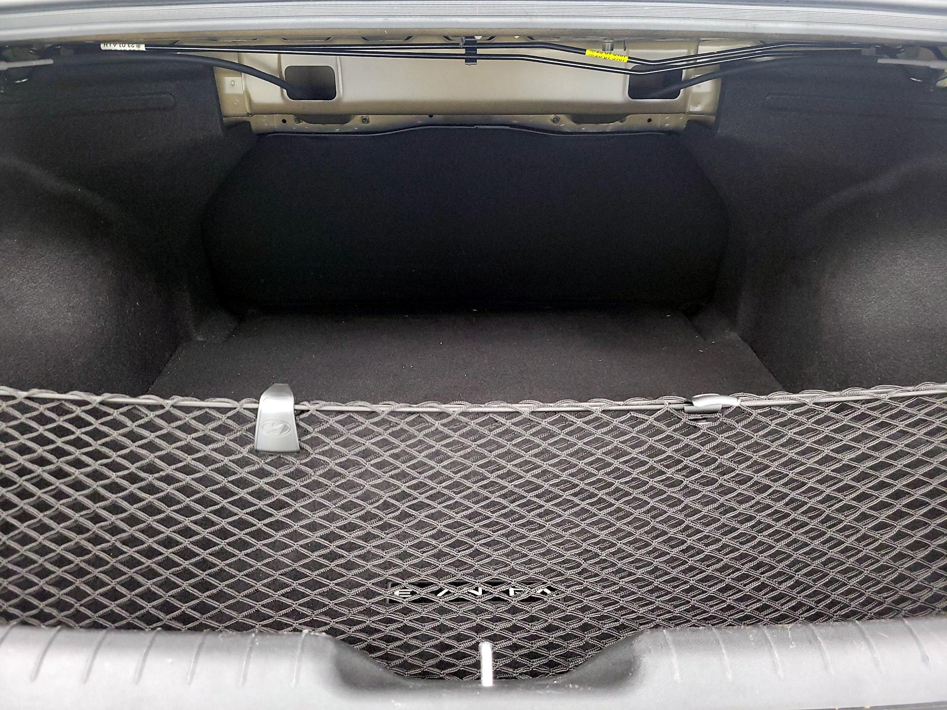 Thumbnail: 2023 Hyundai Elantra - 20