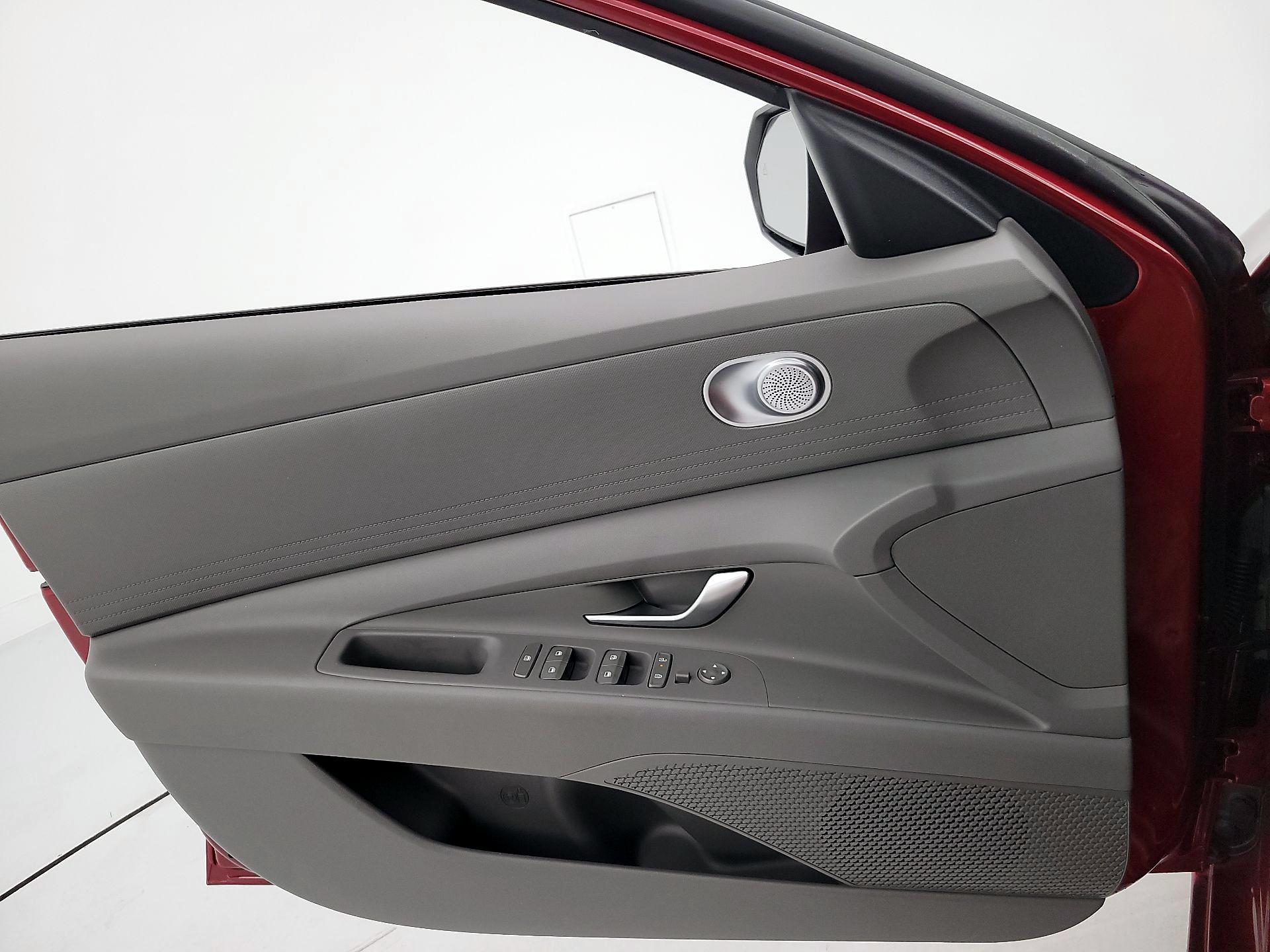 Thumbnail: 2024 Hyundai Elantra - 12