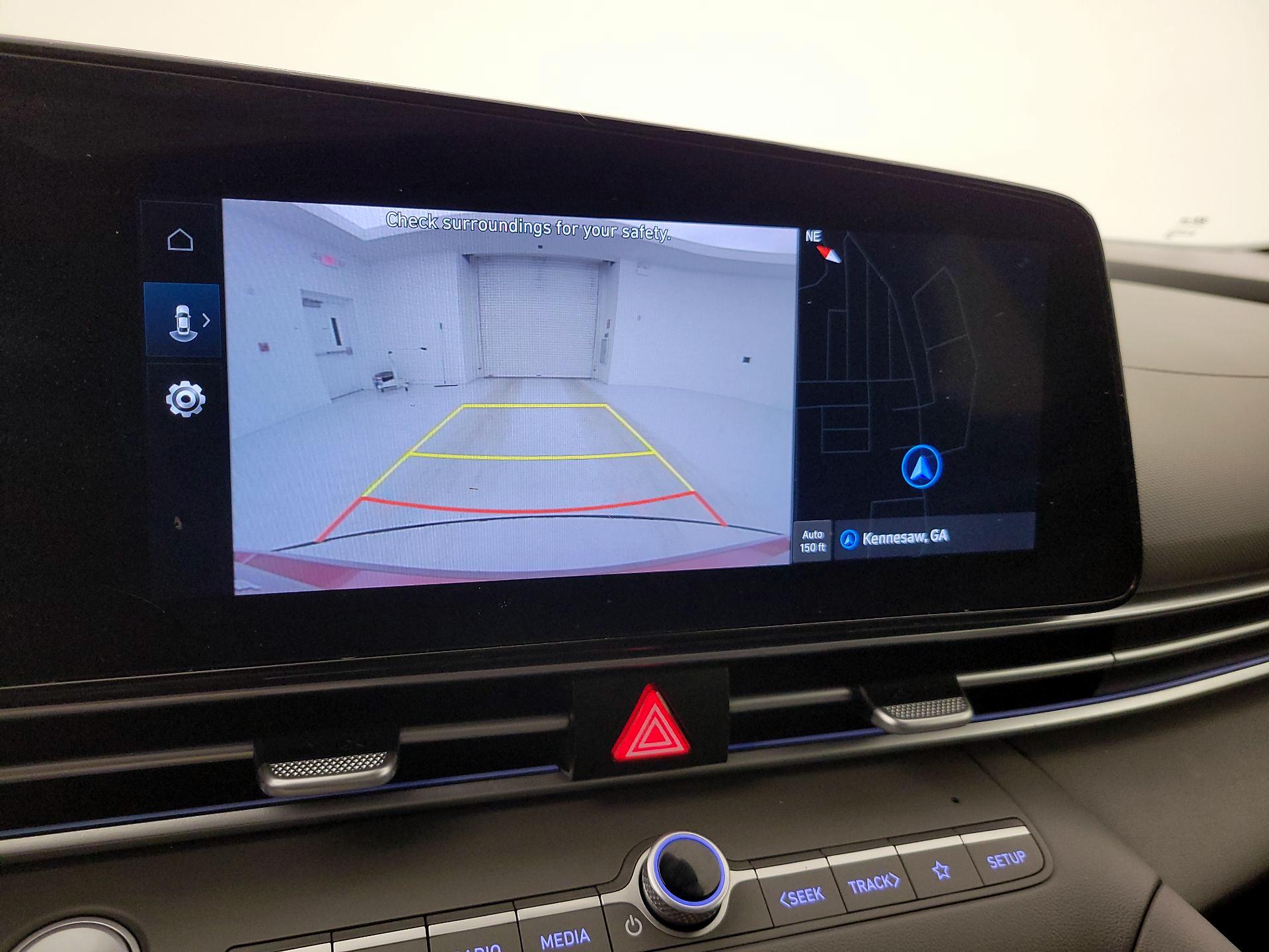 Thumbnail: 2024 Hyundai Elantra - 15