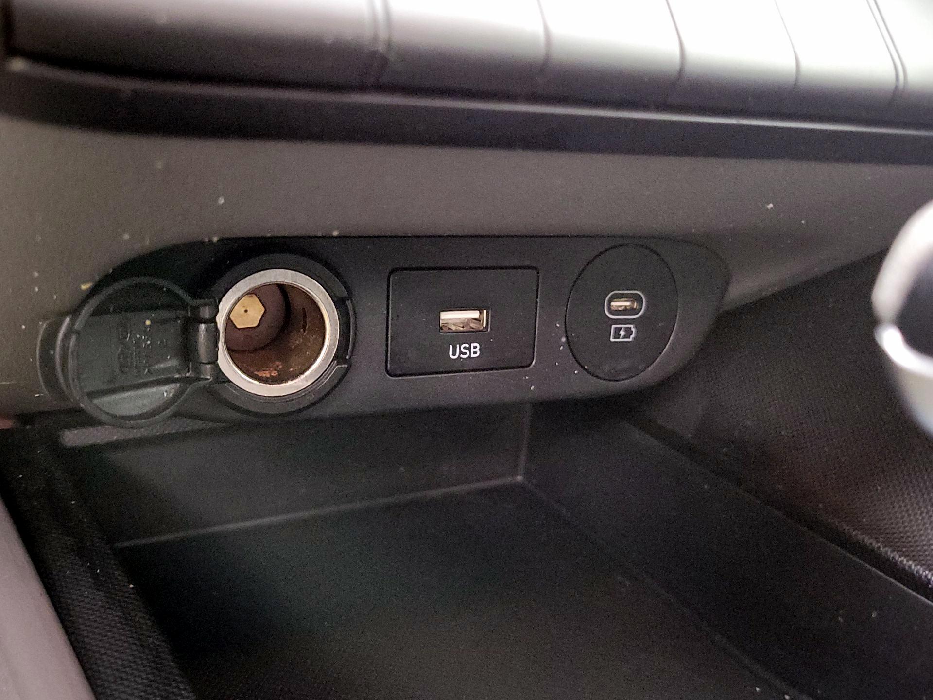 Thumbnail: 2024 Hyundai Elantra - 19