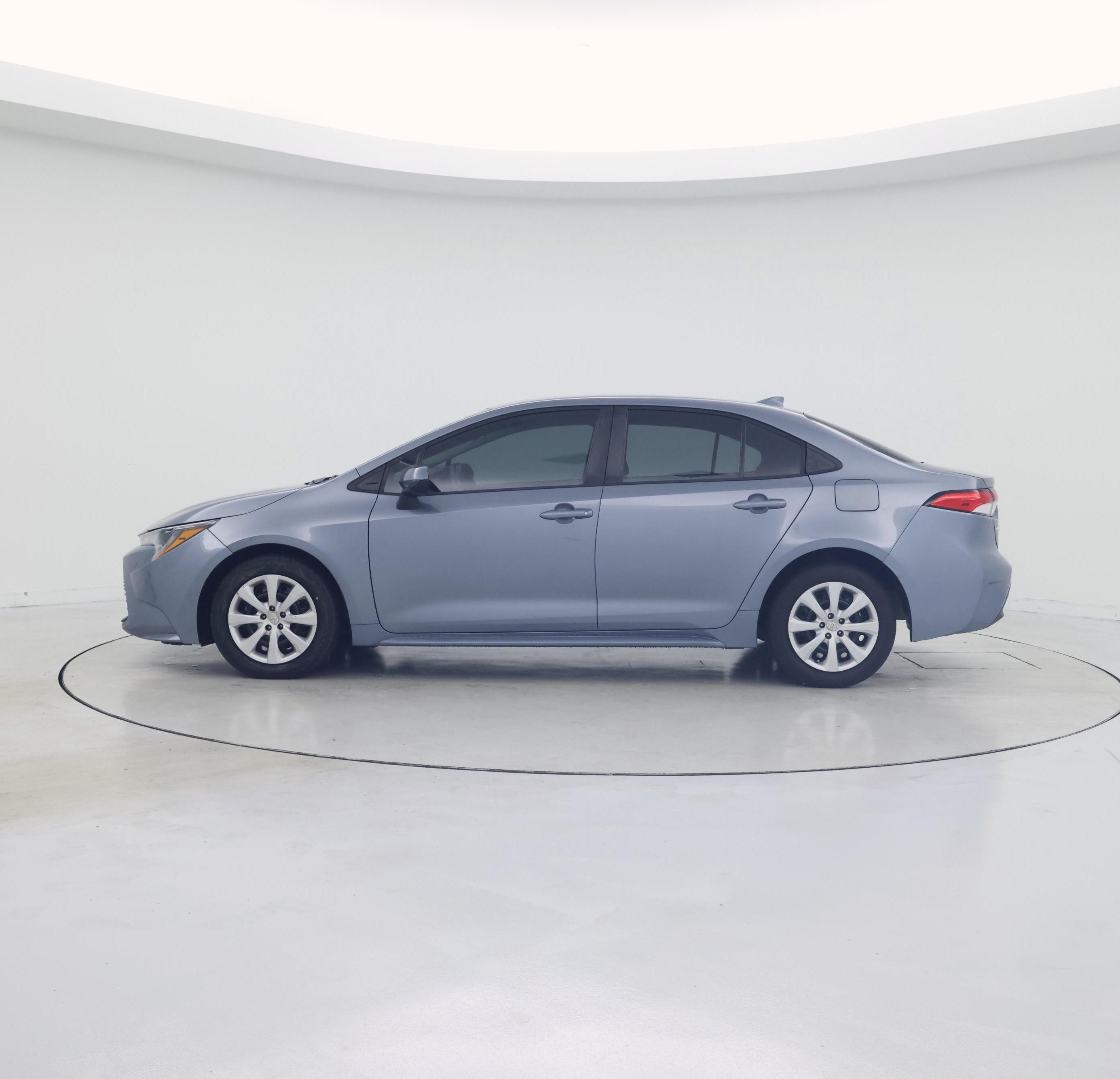 Thumbnail: 2023 Toyota Corolla - 3
