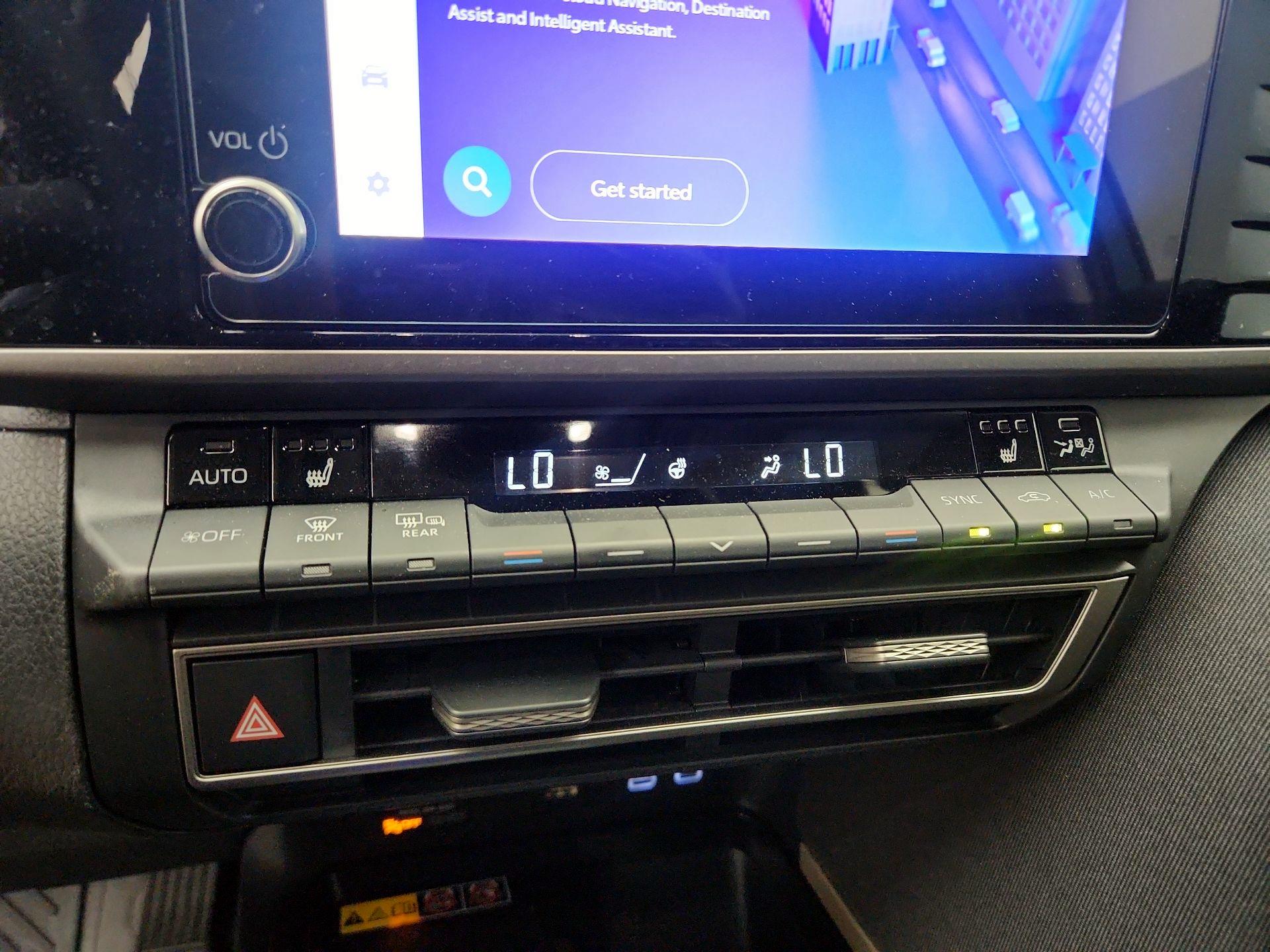 Thumbnail: 2025 Toyota Camry - 16