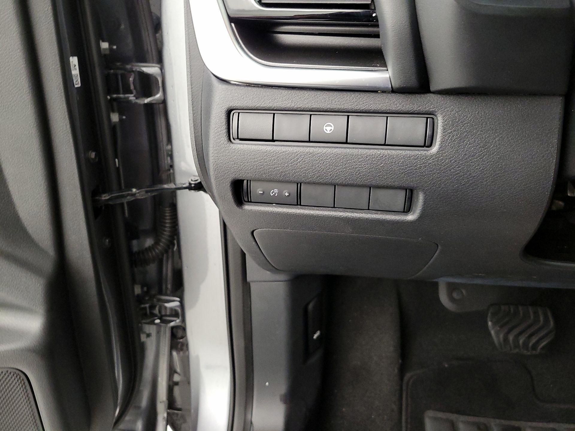 Thumbnail: 2022 Nissan Rogue - 13