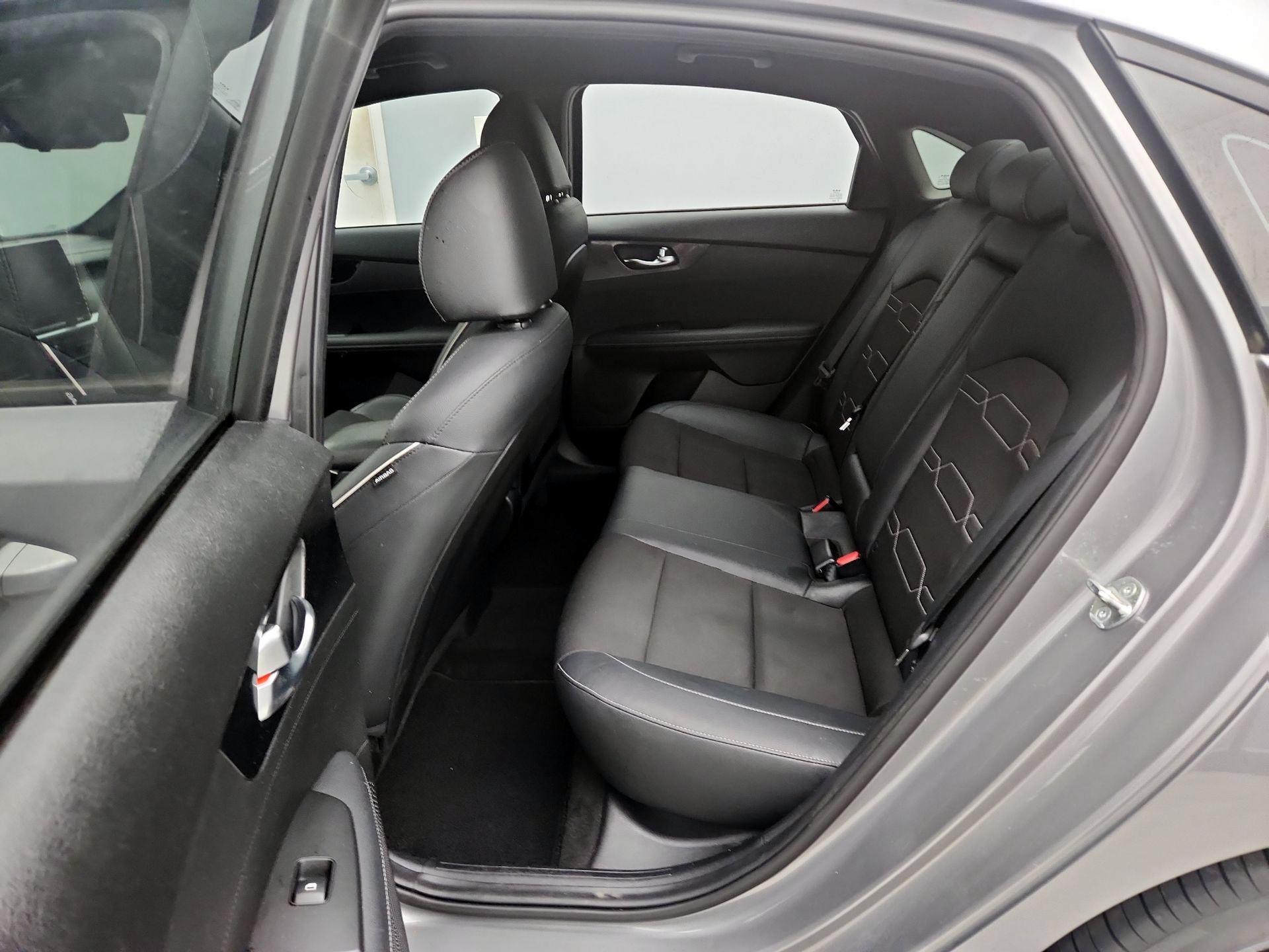 Thumbnail: 2023 Kia Forte - 20