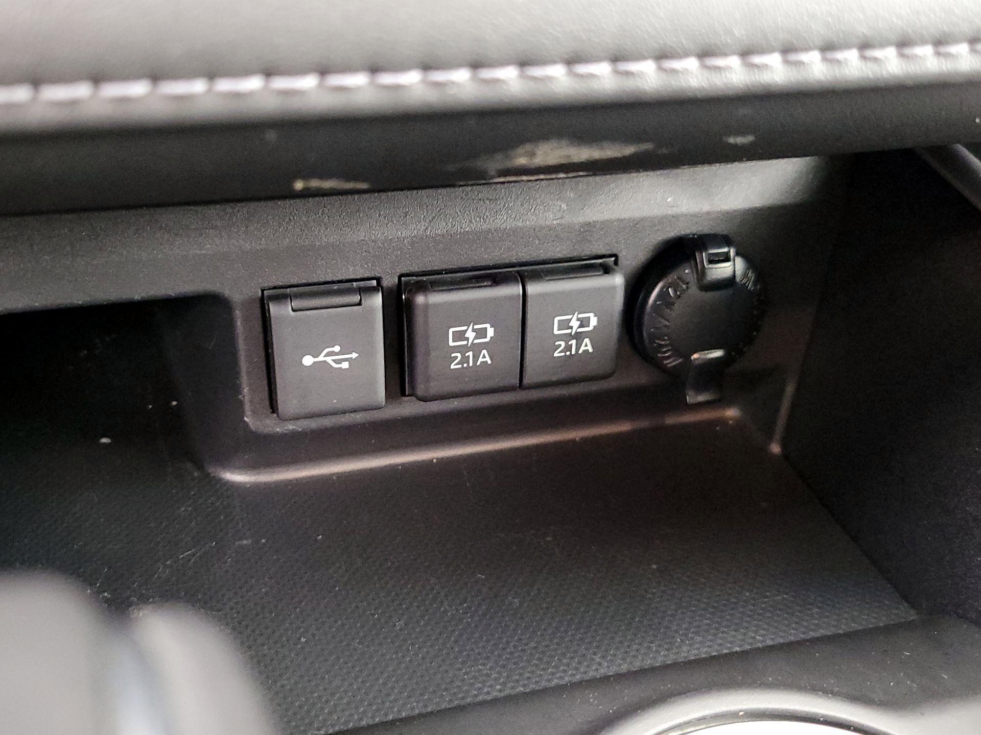 Thumbnail: 2021 Toyota Highlander - 19