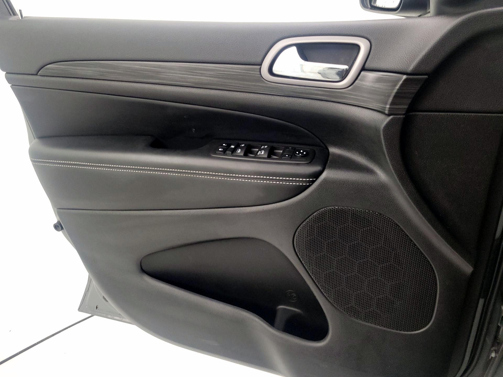 Thumbnail: 2021 Jeep Grand Cherokee - 12