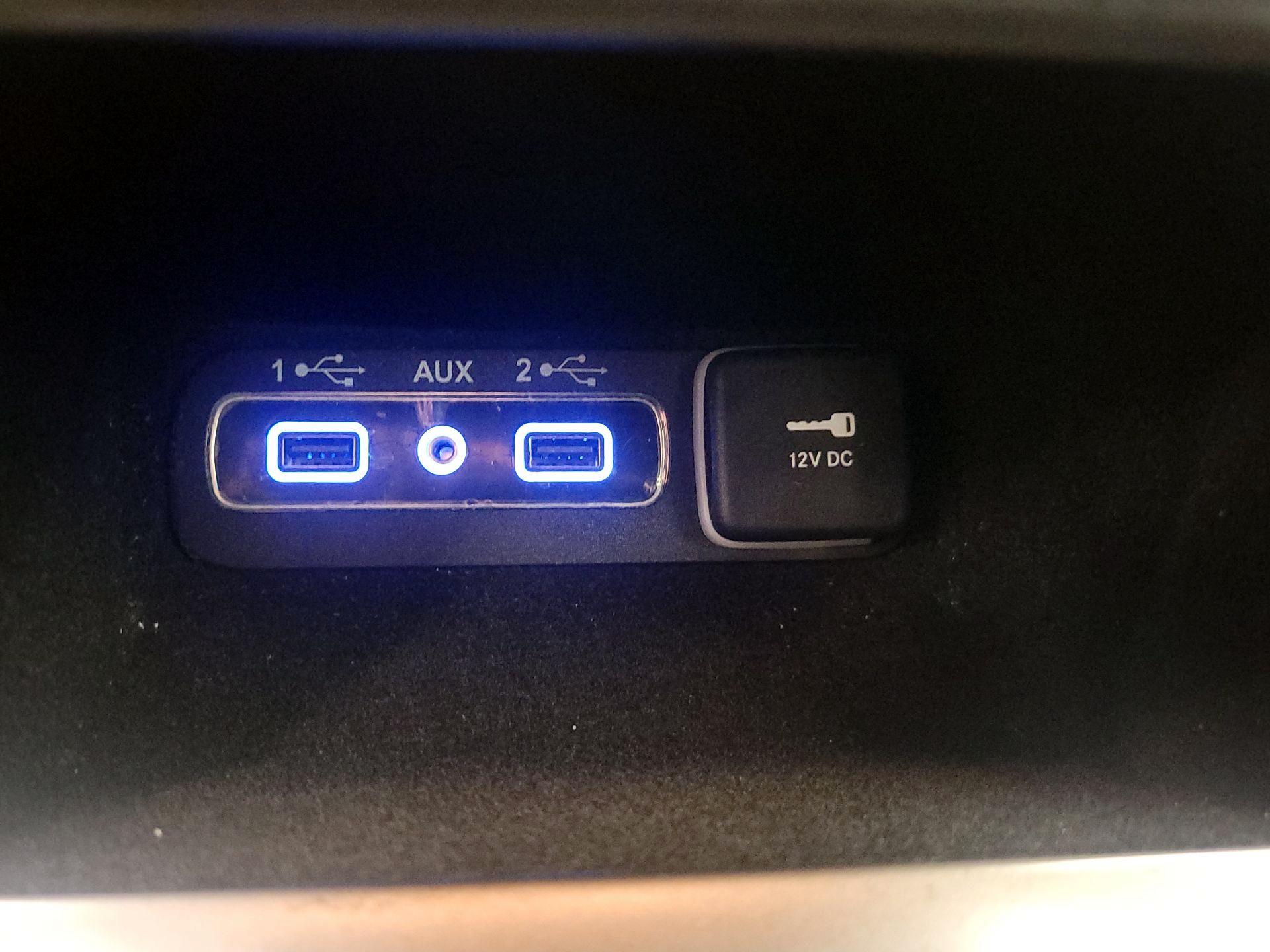 Thumbnail: 2021 Jeep Grand Cherokee - 18