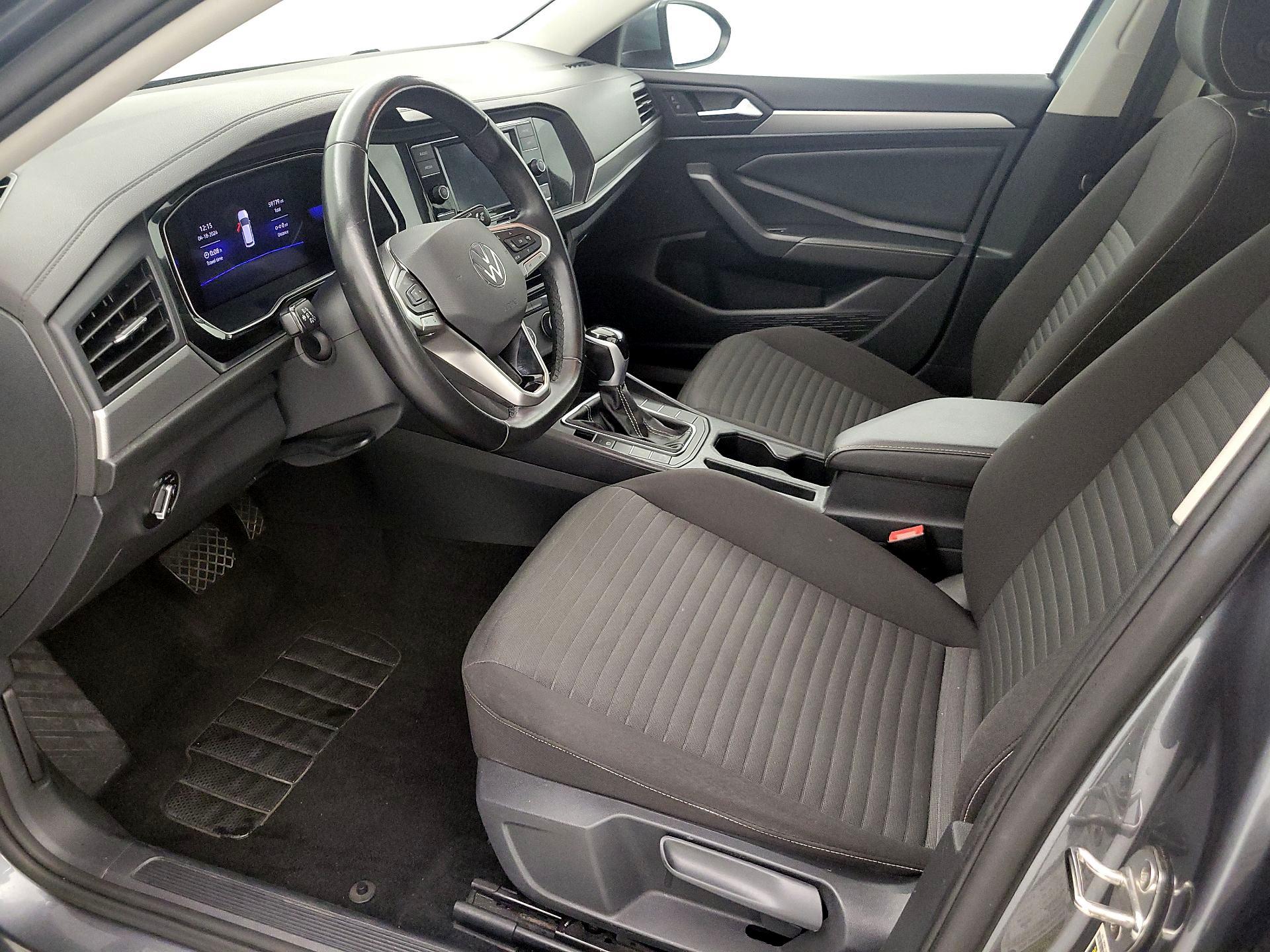 Thumbnail: 2024 Volkswagen Jetta - 11