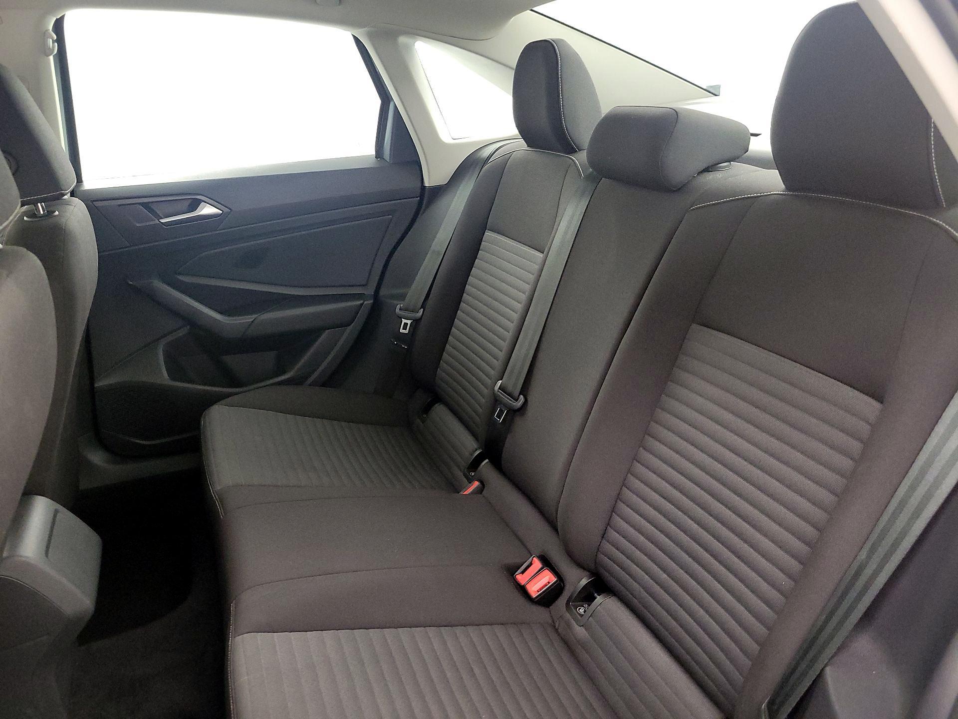 Thumbnail: 2024 Volkswagen Jetta - 19