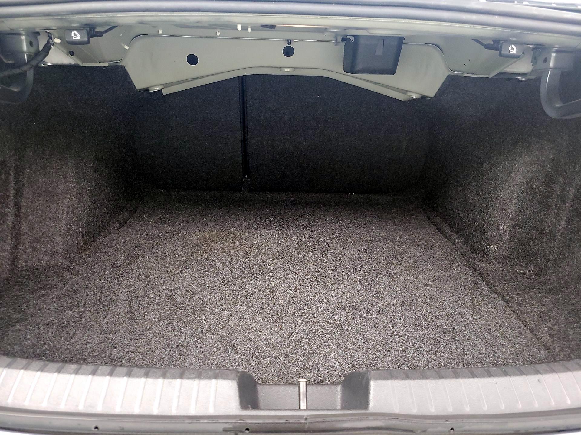 Thumbnail: 2024 Volkswagen Jetta - 20