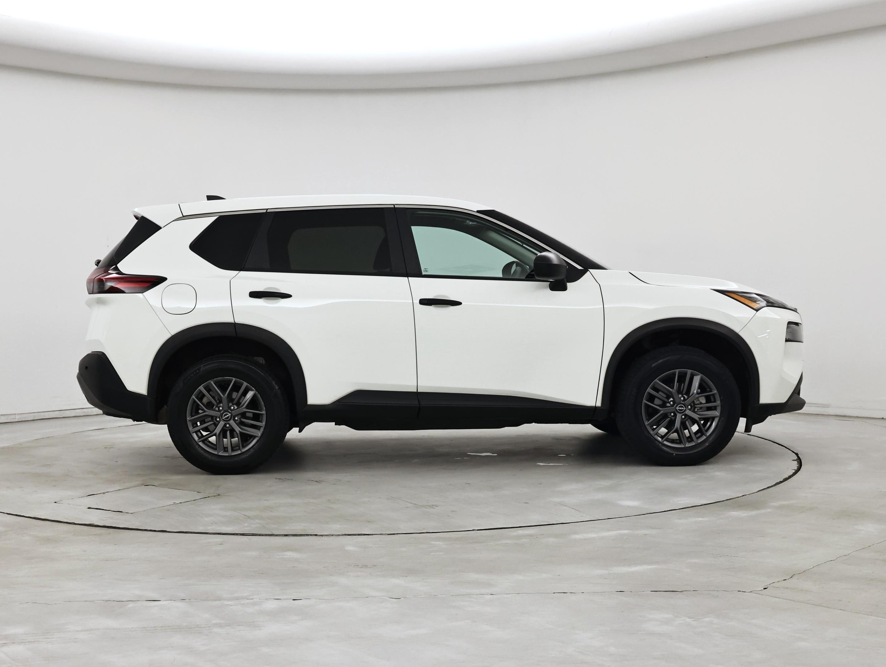 Thumbnail: 2023 Nissan Rogue - 7