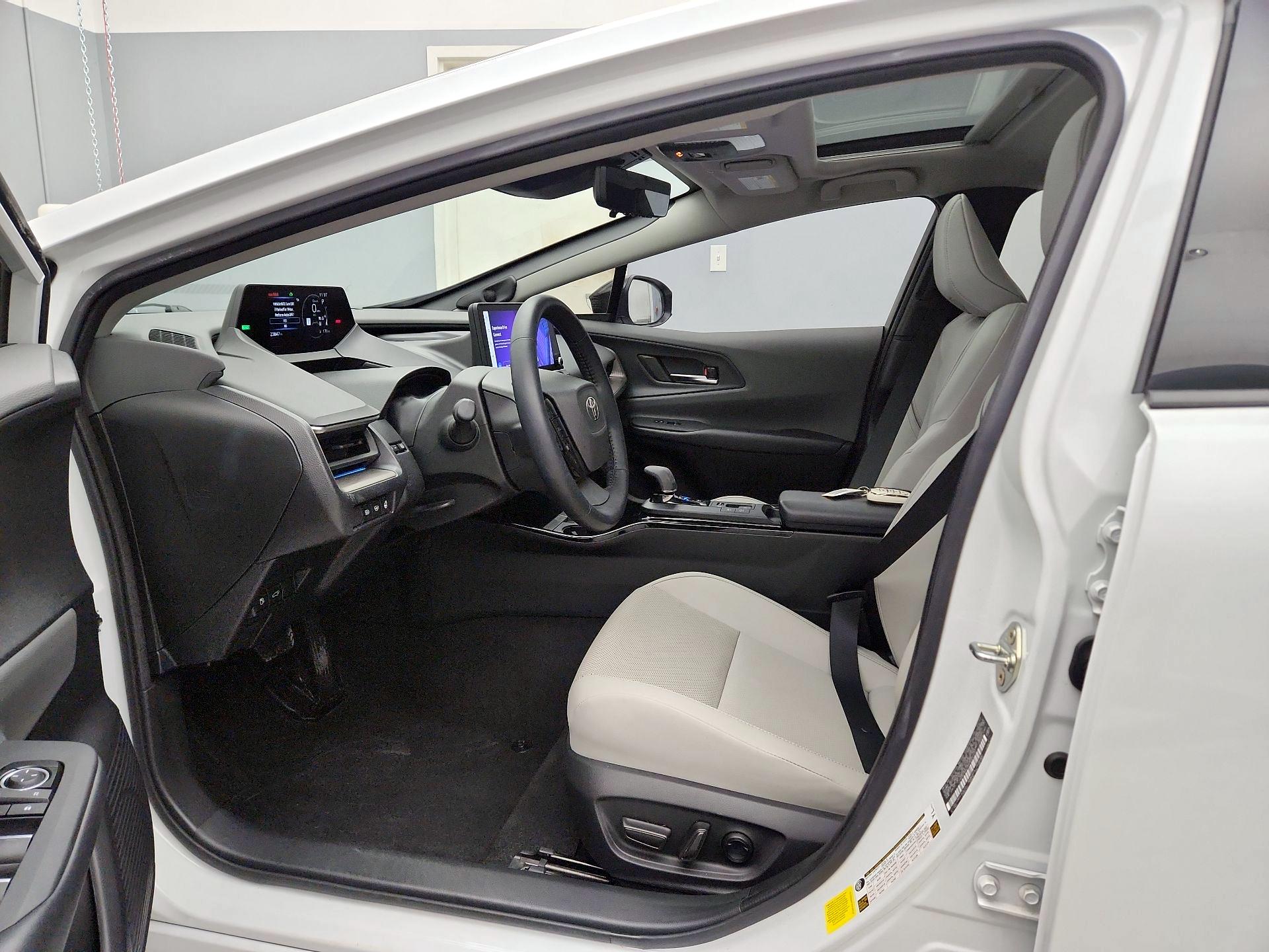 Thumbnail: 2024 Toyota Prius - 11