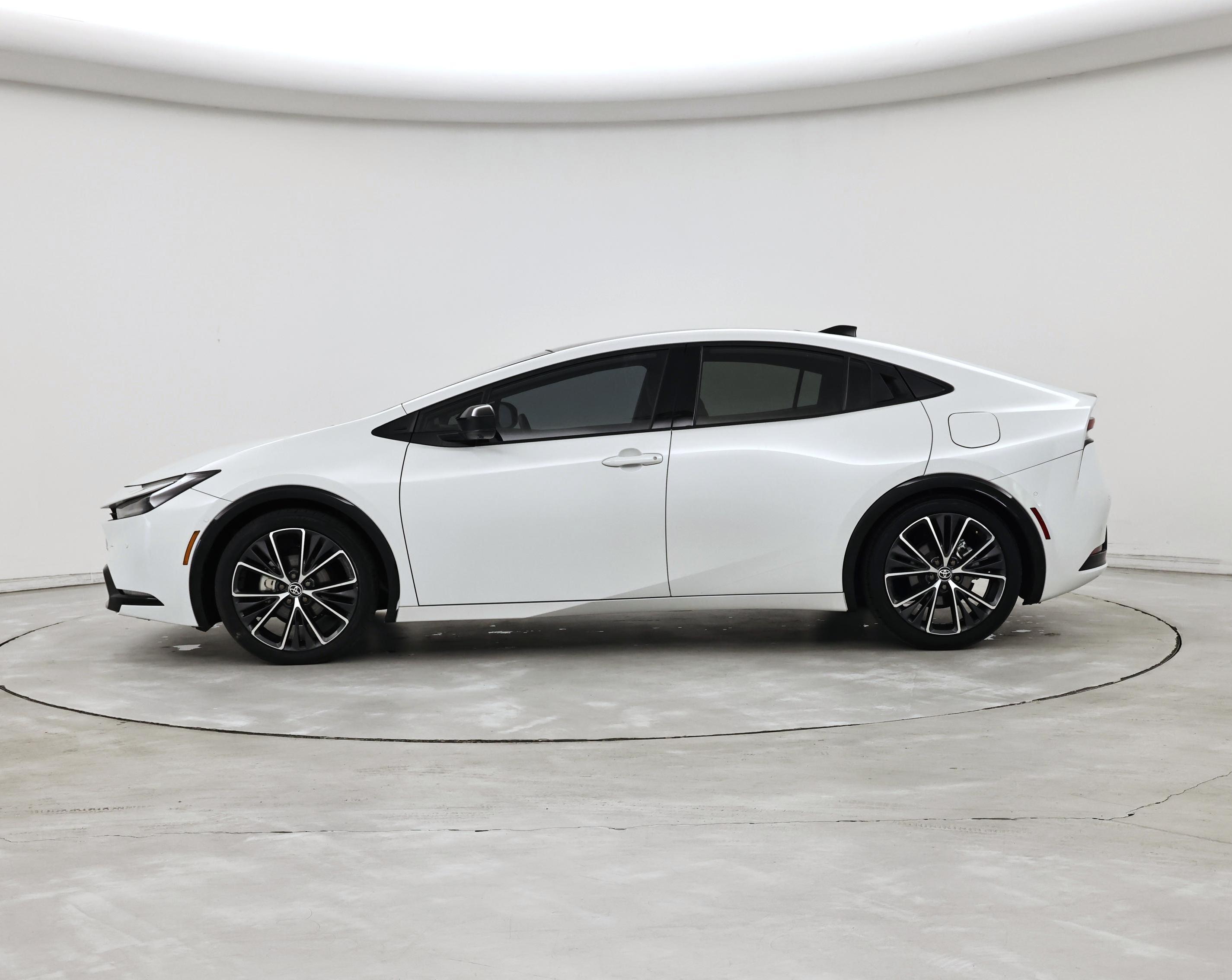Thumbnail: 2024 Toyota Prius - 3