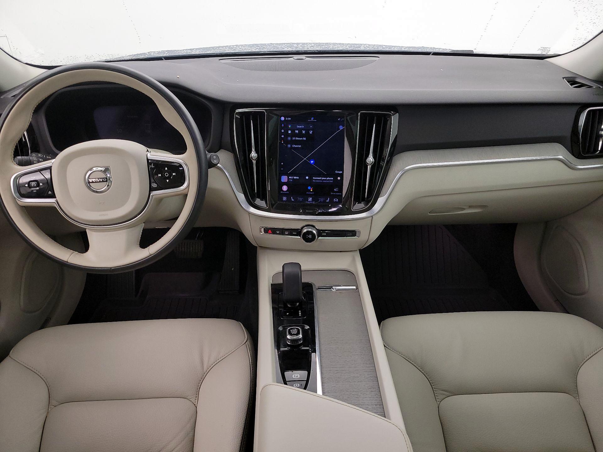 Thumbnail: 2023 Volvo S60 - 8