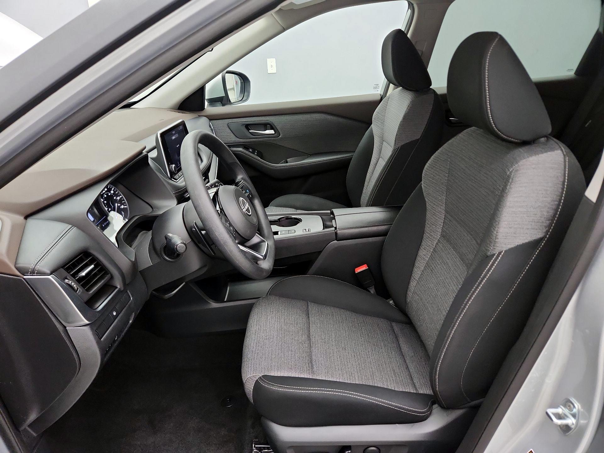 Thumbnail: 2023 Nissan Rogue - 11