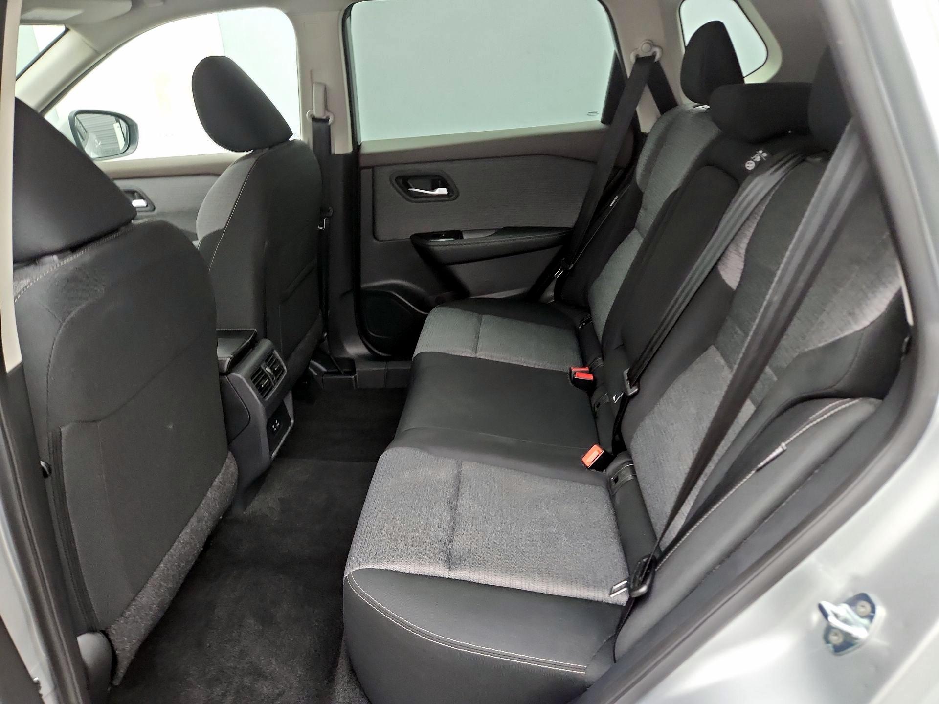 Thumbnail: 2023 Nissan Rogue - 19