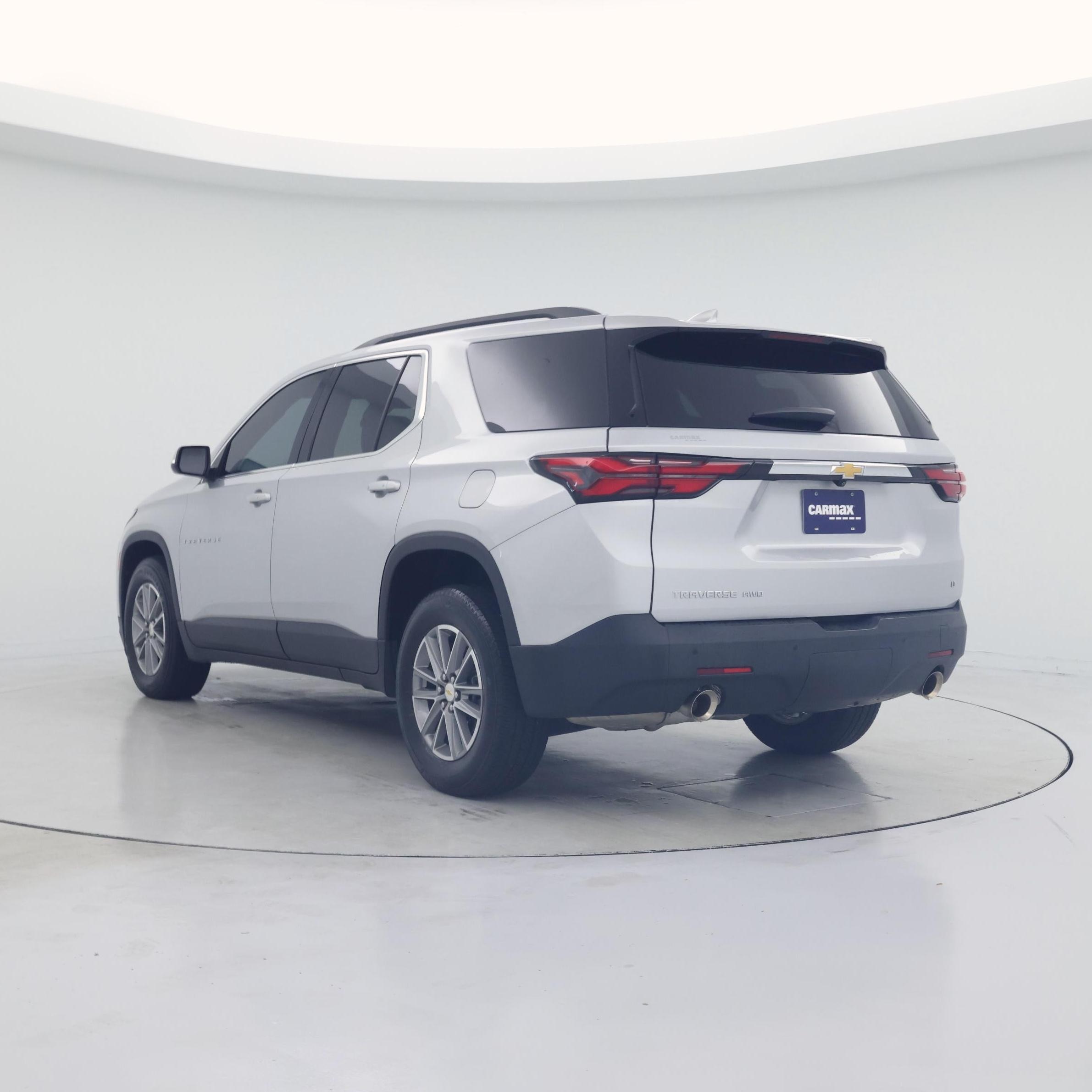 Thumbnail: 2022 Chevrolet Traverse - 2