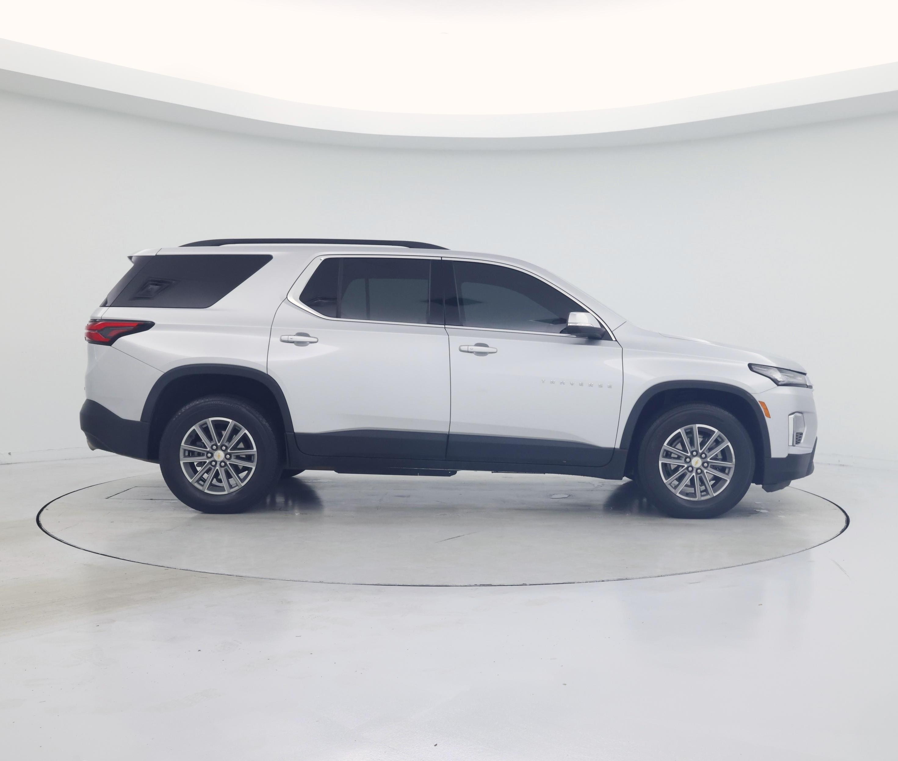 Thumbnail: 2022 Chevrolet Traverse - 7