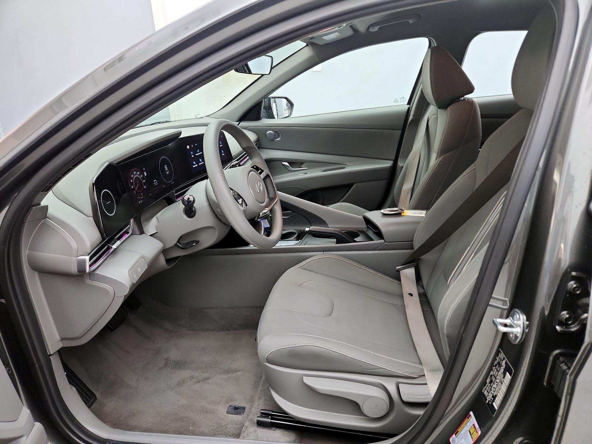 Thumbnail: 2024 Hyundai Elantra - 11