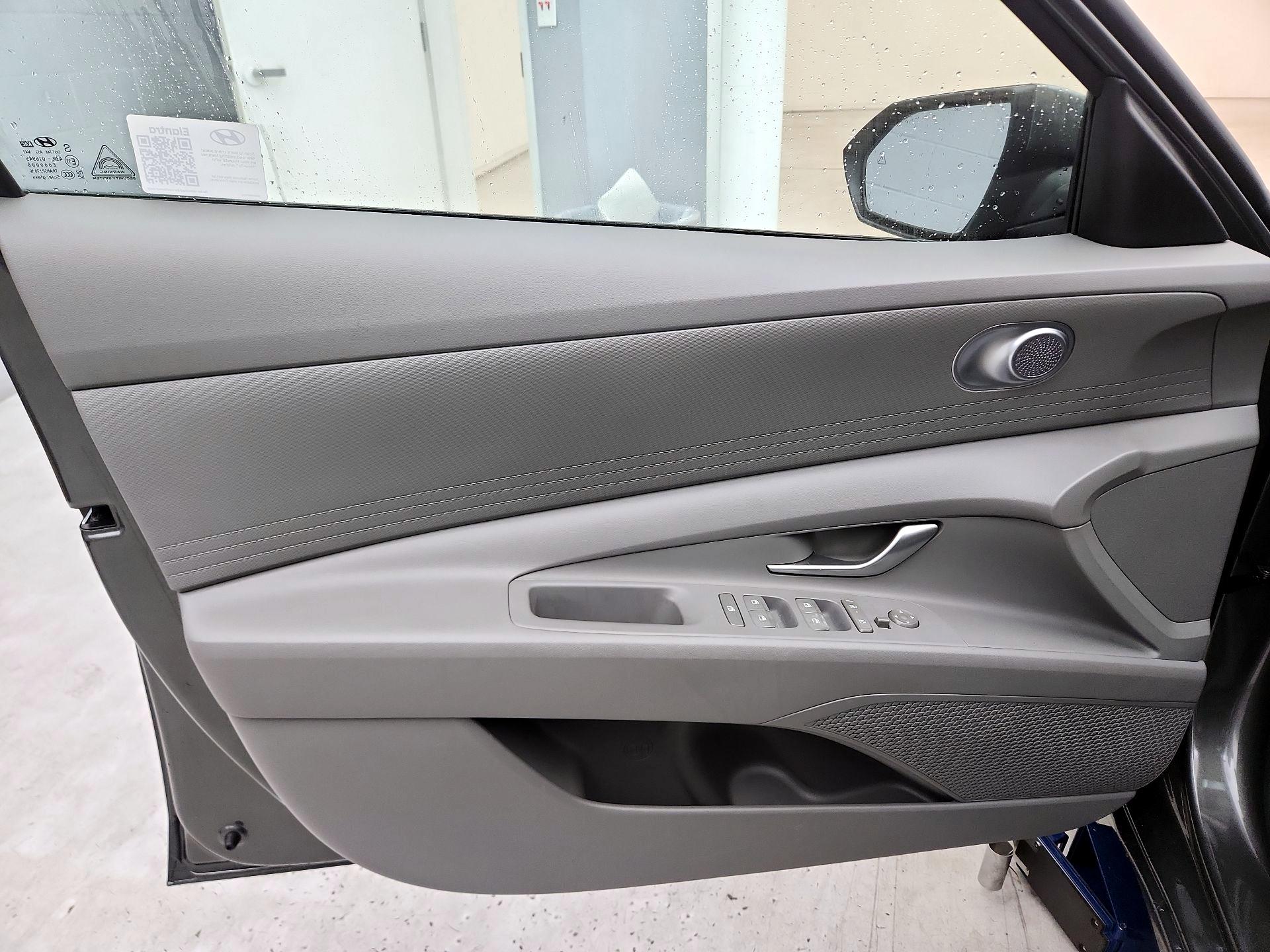 Thumbnail: 2024 Hyundai Elantra - 12