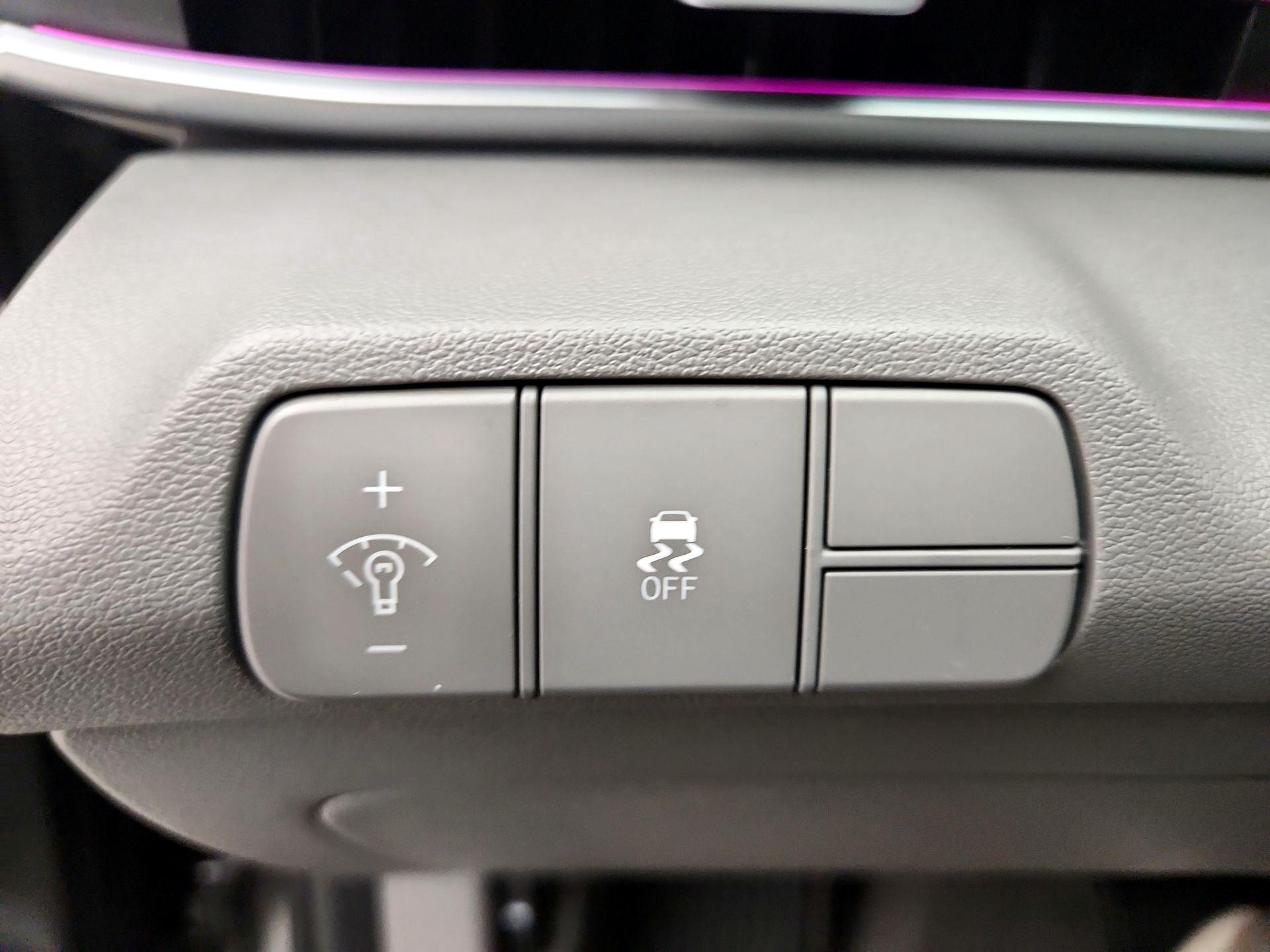 Thumbnail: 2024 Hyundai Elantra - 13