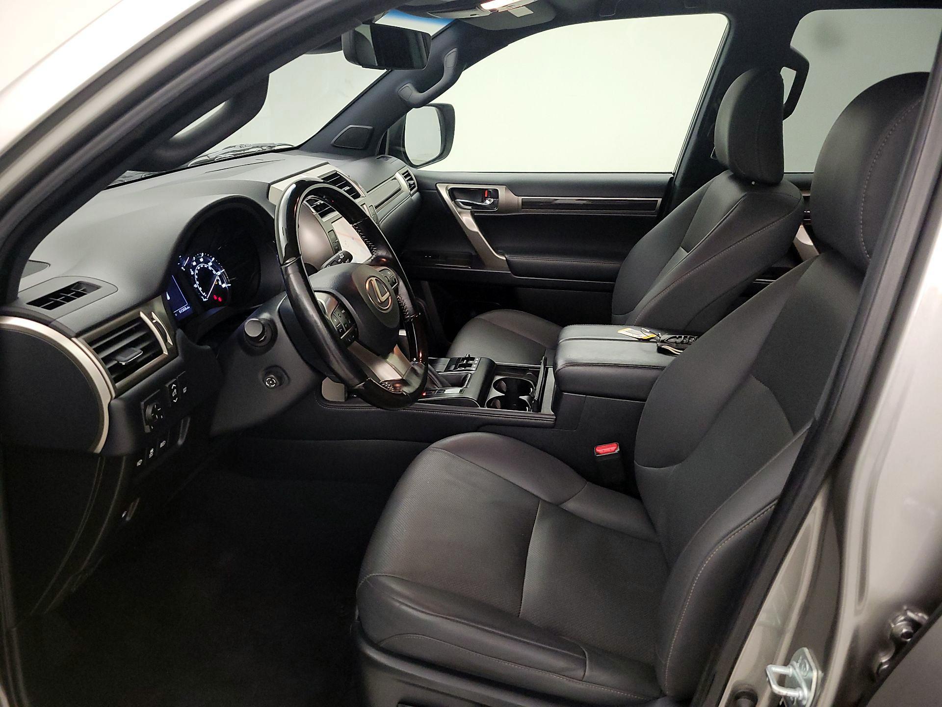 Thumbnail: 2020 Lexus GX - 11