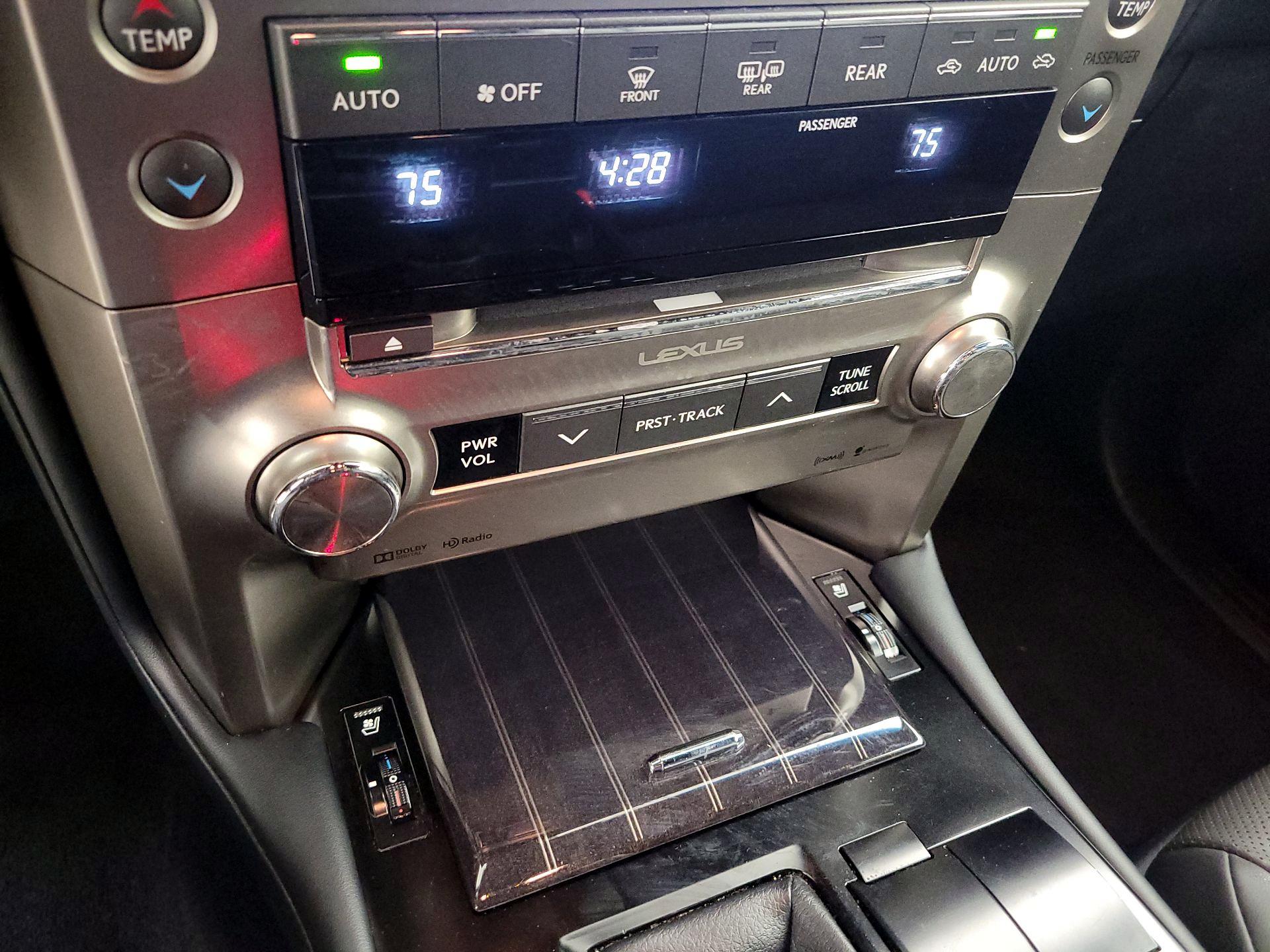 Thumbnail: 2020 Lexus GX - 17