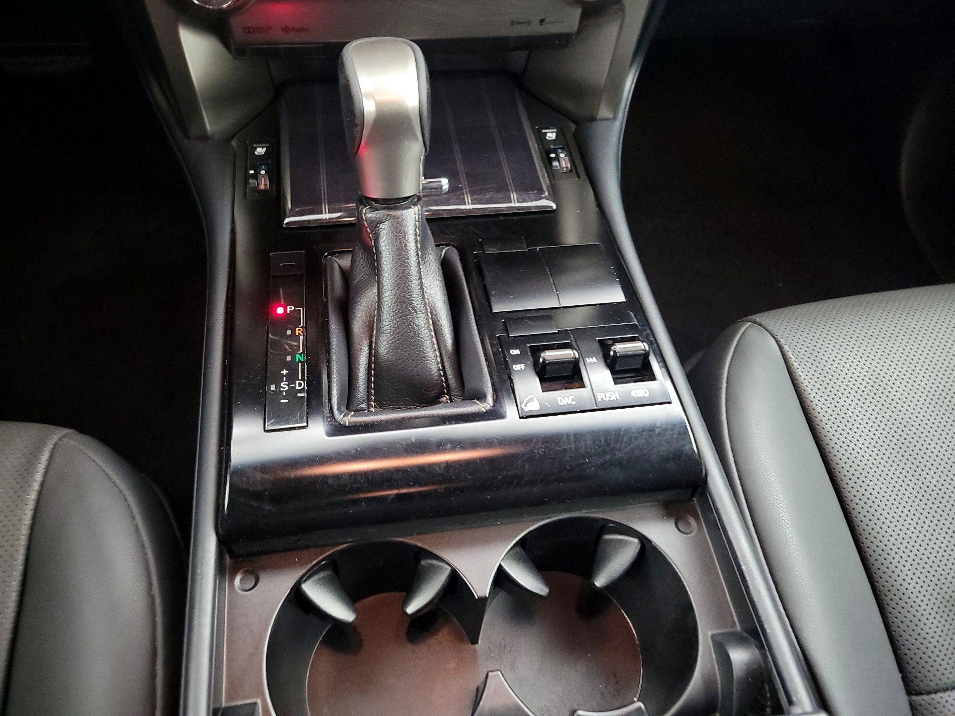 Thumbnail: 2020 Lexus GX - 18