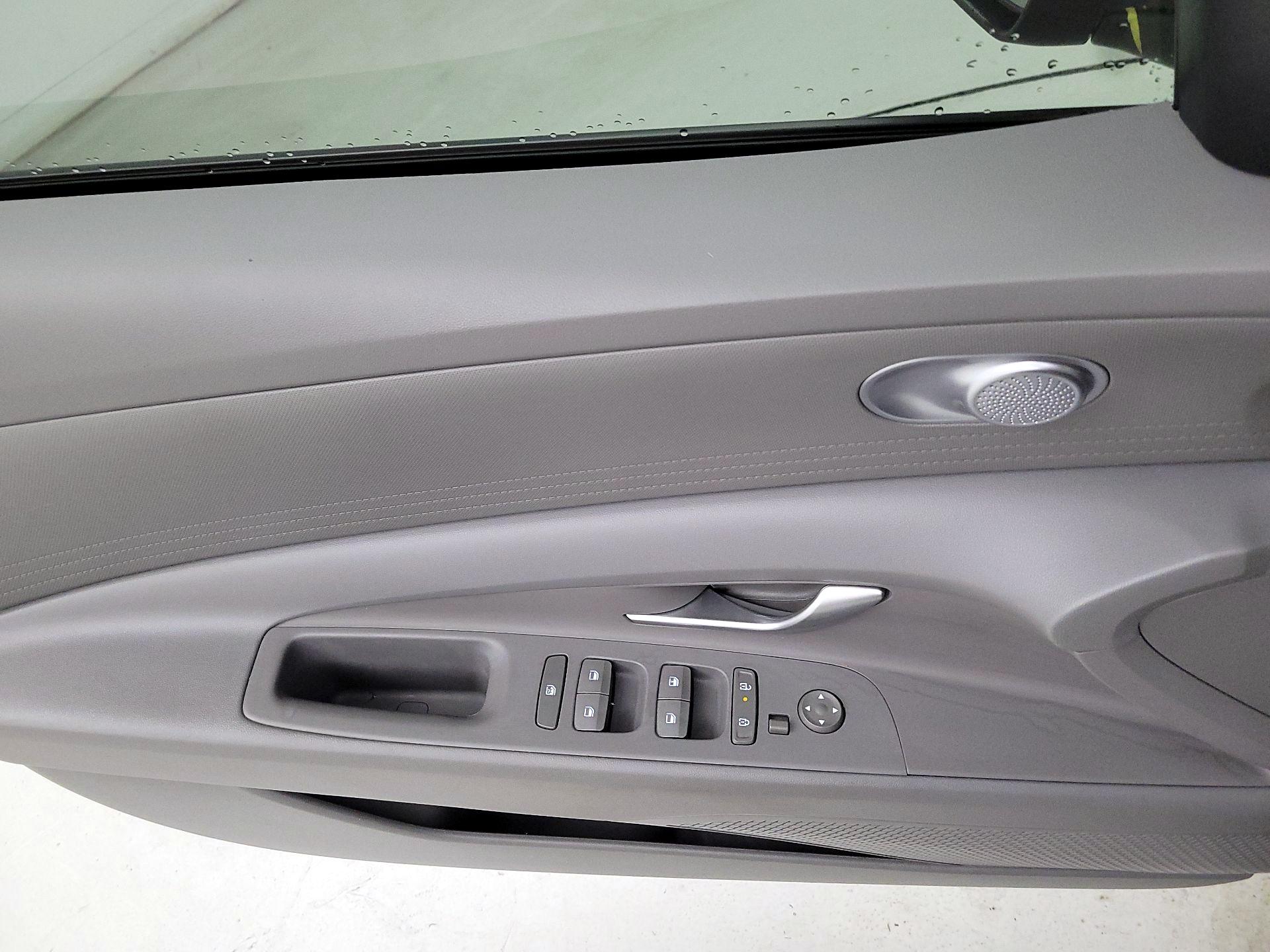 Thumbnail: 2025 Hyundai Elantra - 12