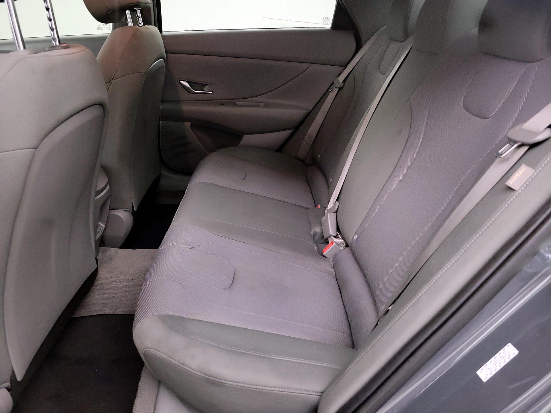 Thumbnail: 2025 Hyundai Elantra - 19