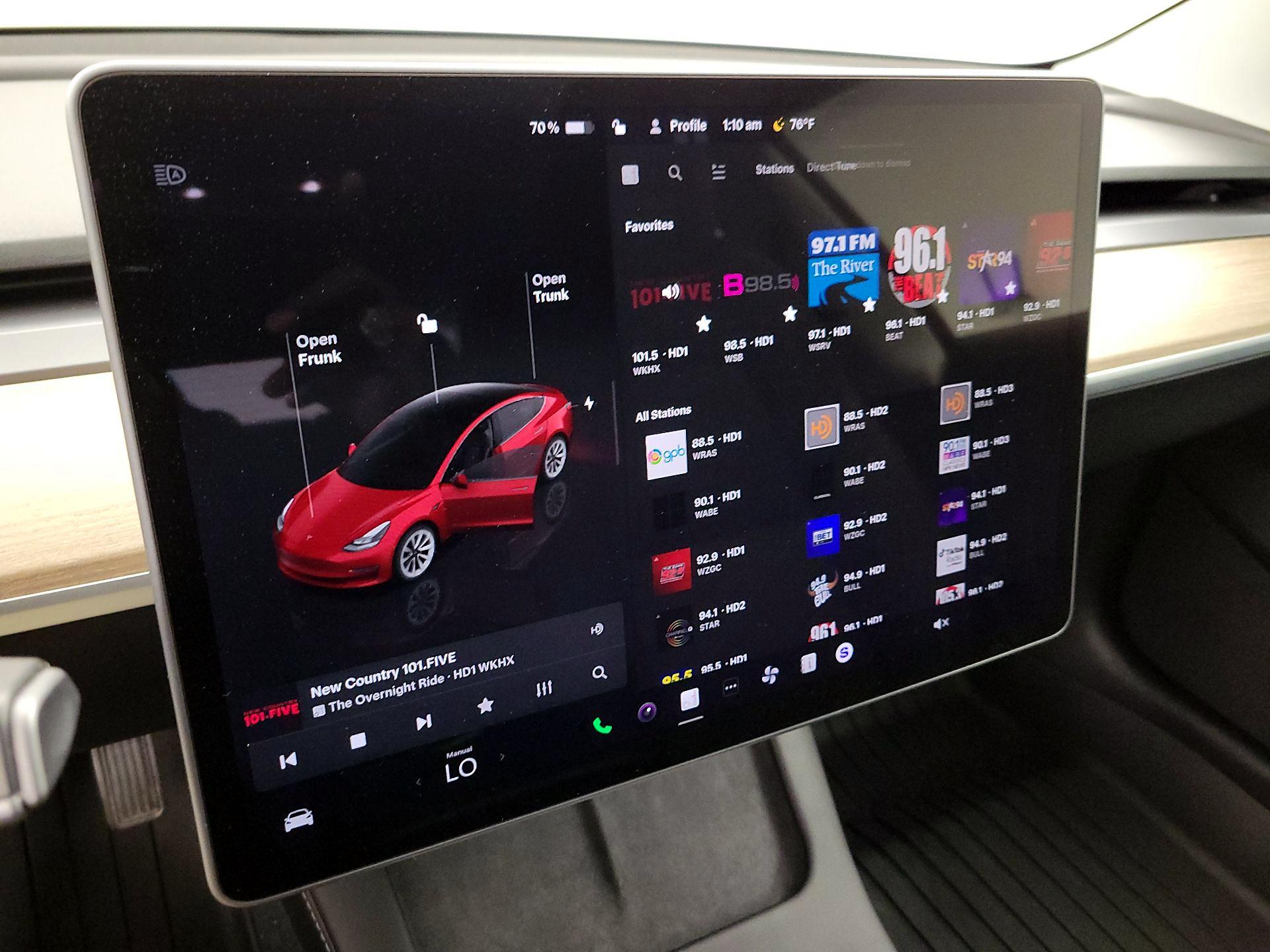 Thumbnail: 2023 Tesla Model 3 - 15