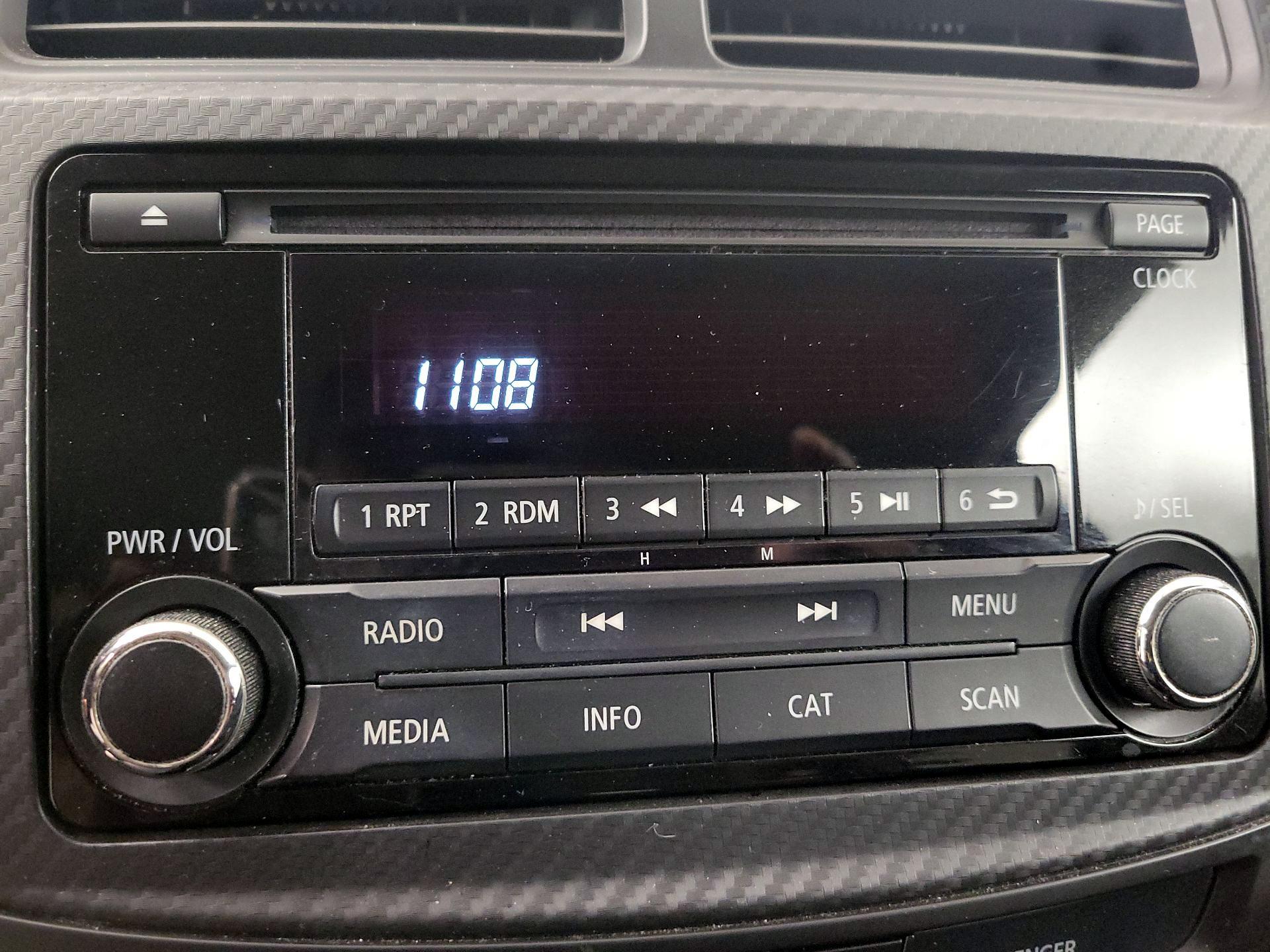Thumbnail: 2015 Mitsubishi Outlander Sport - 14