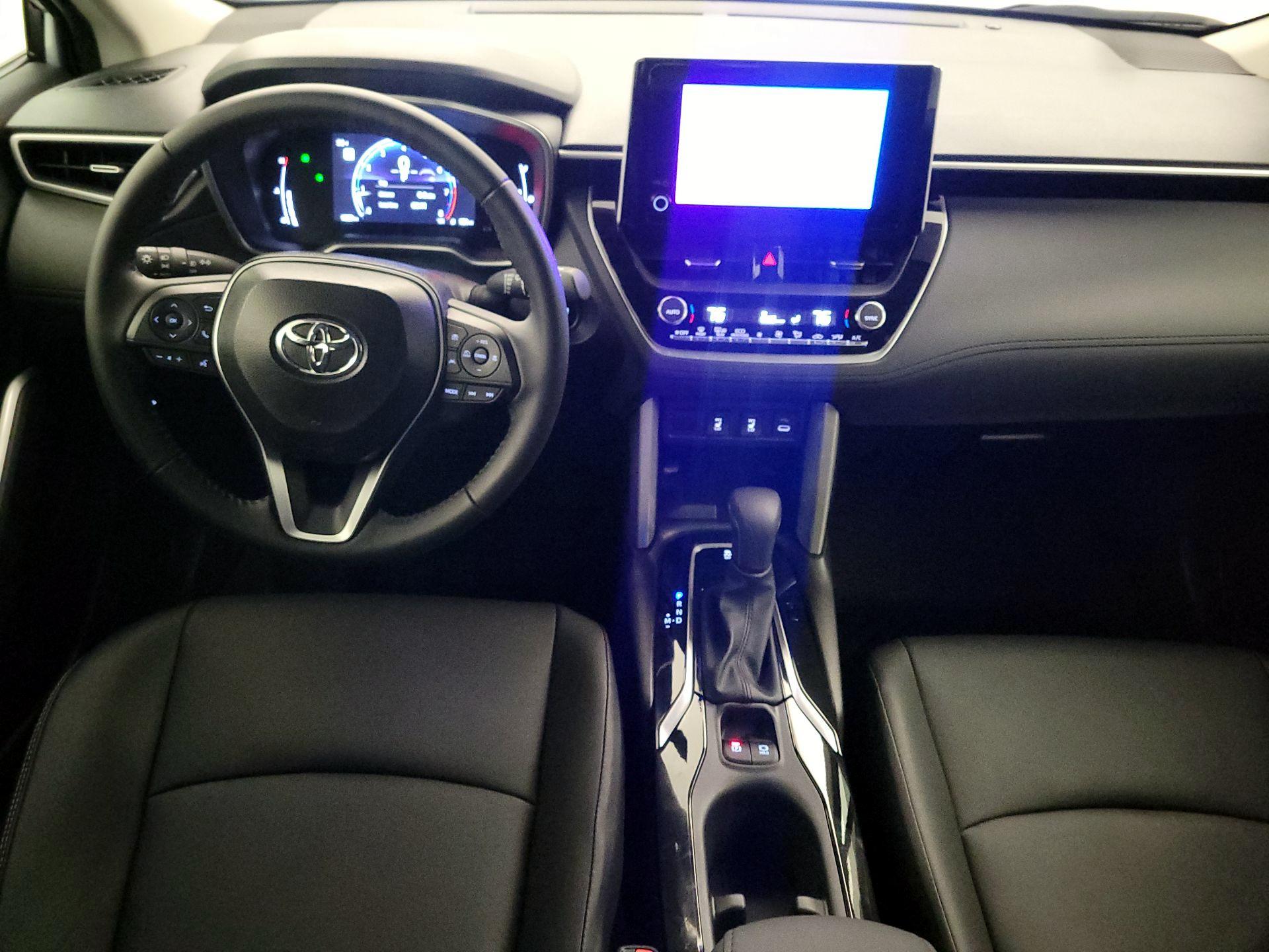 Thumbnail: 2025 Toyota Corolla Cross - 9