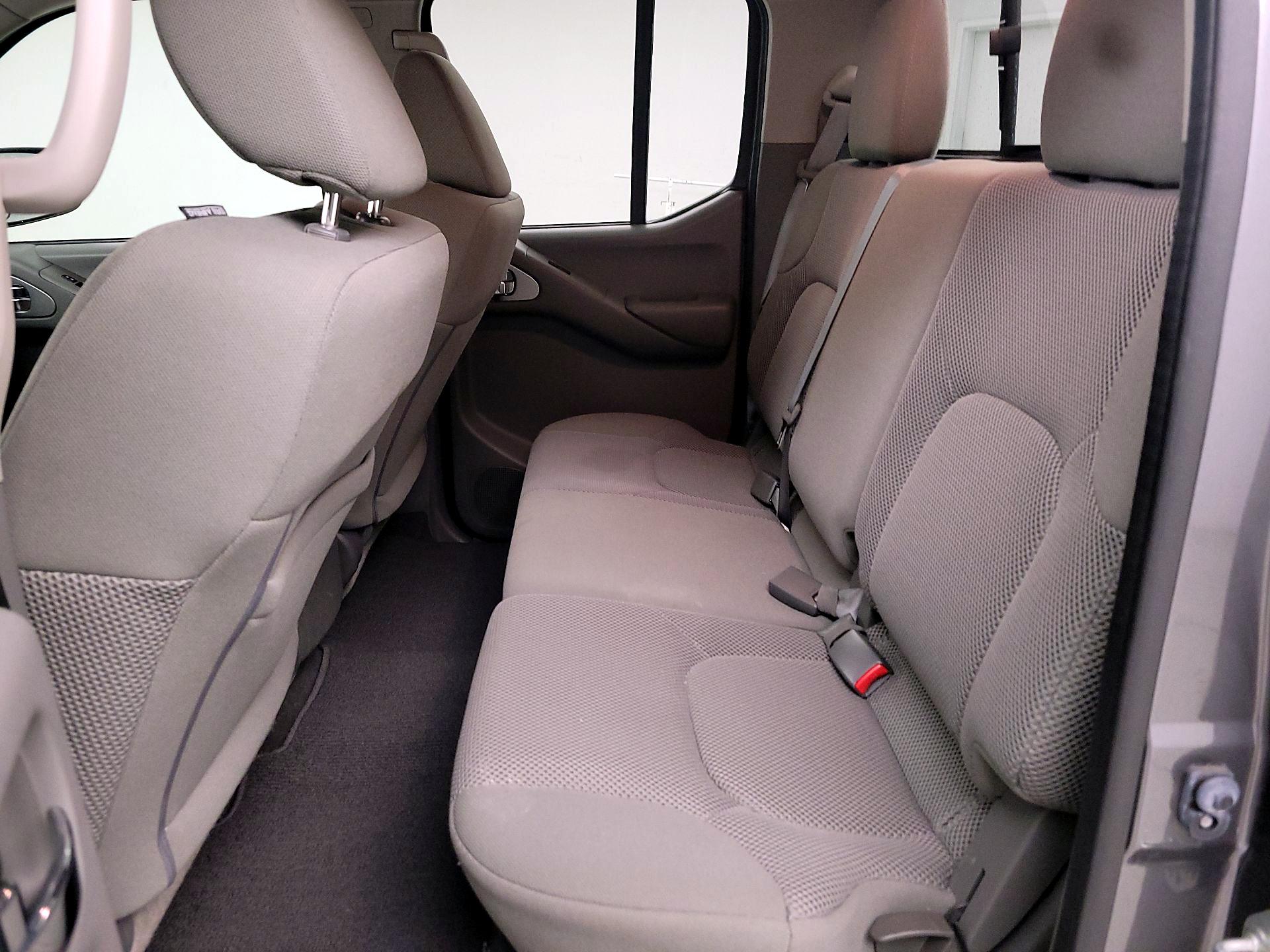 Thumbnail: 2021 Nissan Frontier - 19