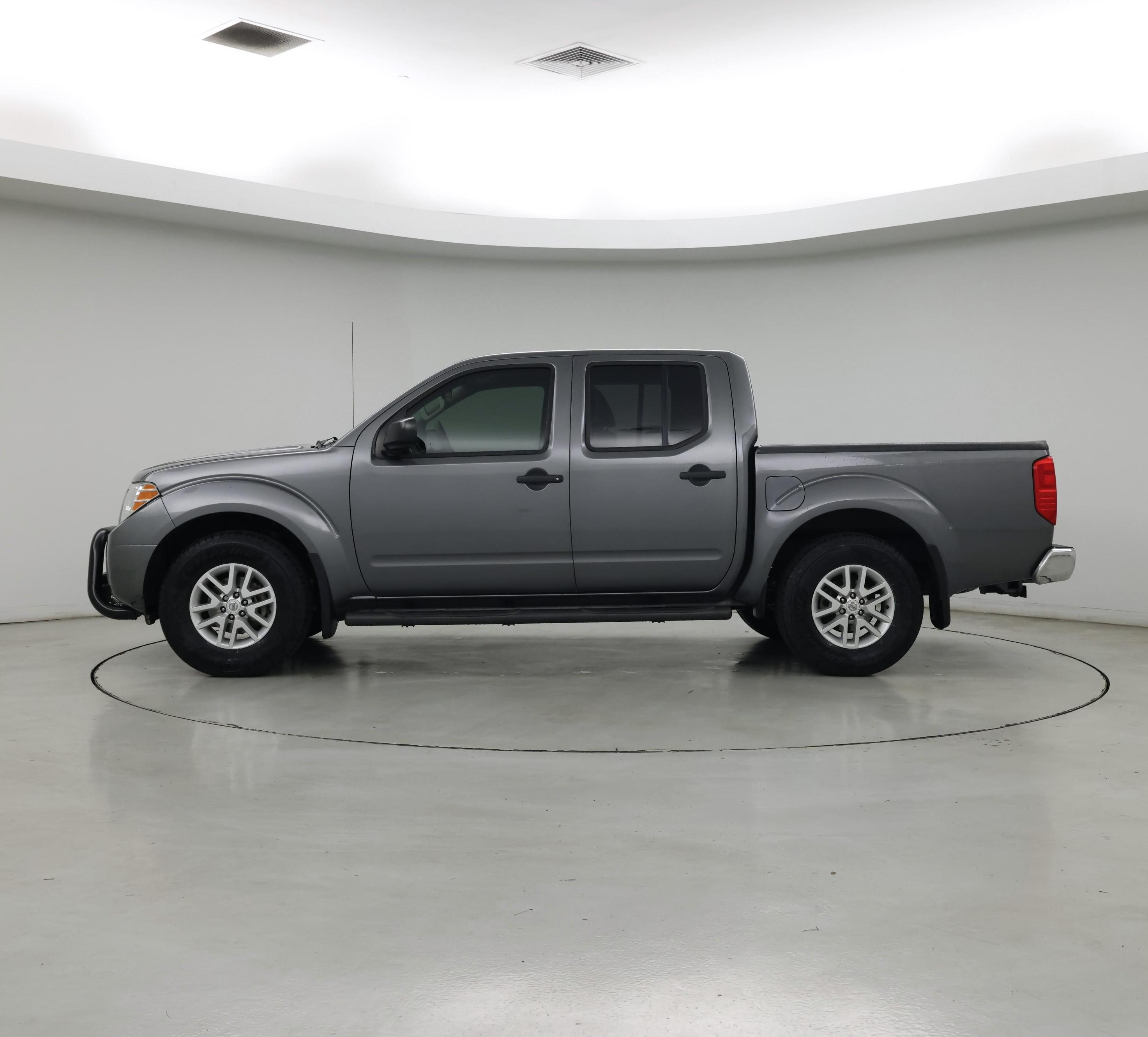 Thumbnail: 2021 Nissan Frontier - 3