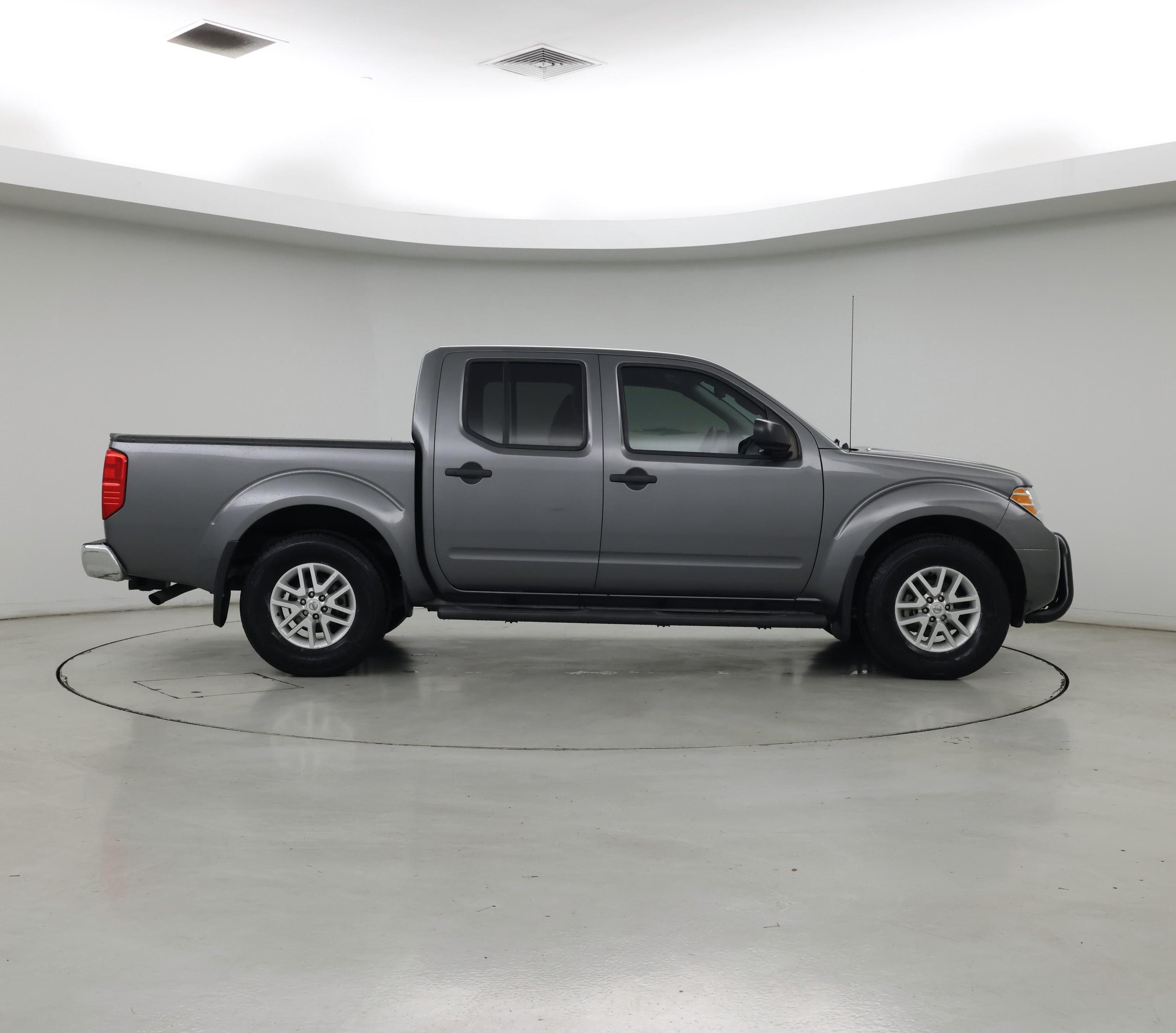 Thumbnail: 2021 Nissan Frontier - 7