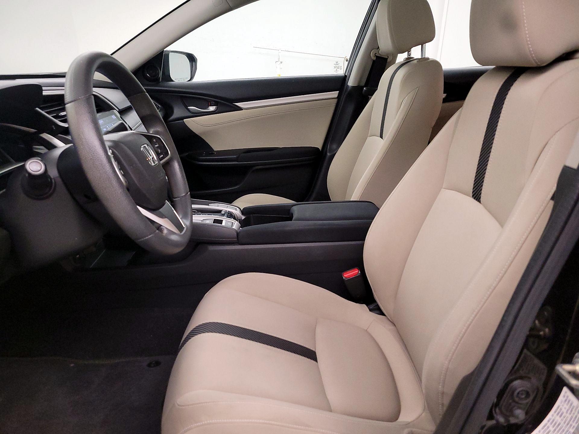 Thumbnail: 2016 Honda Civic - 11