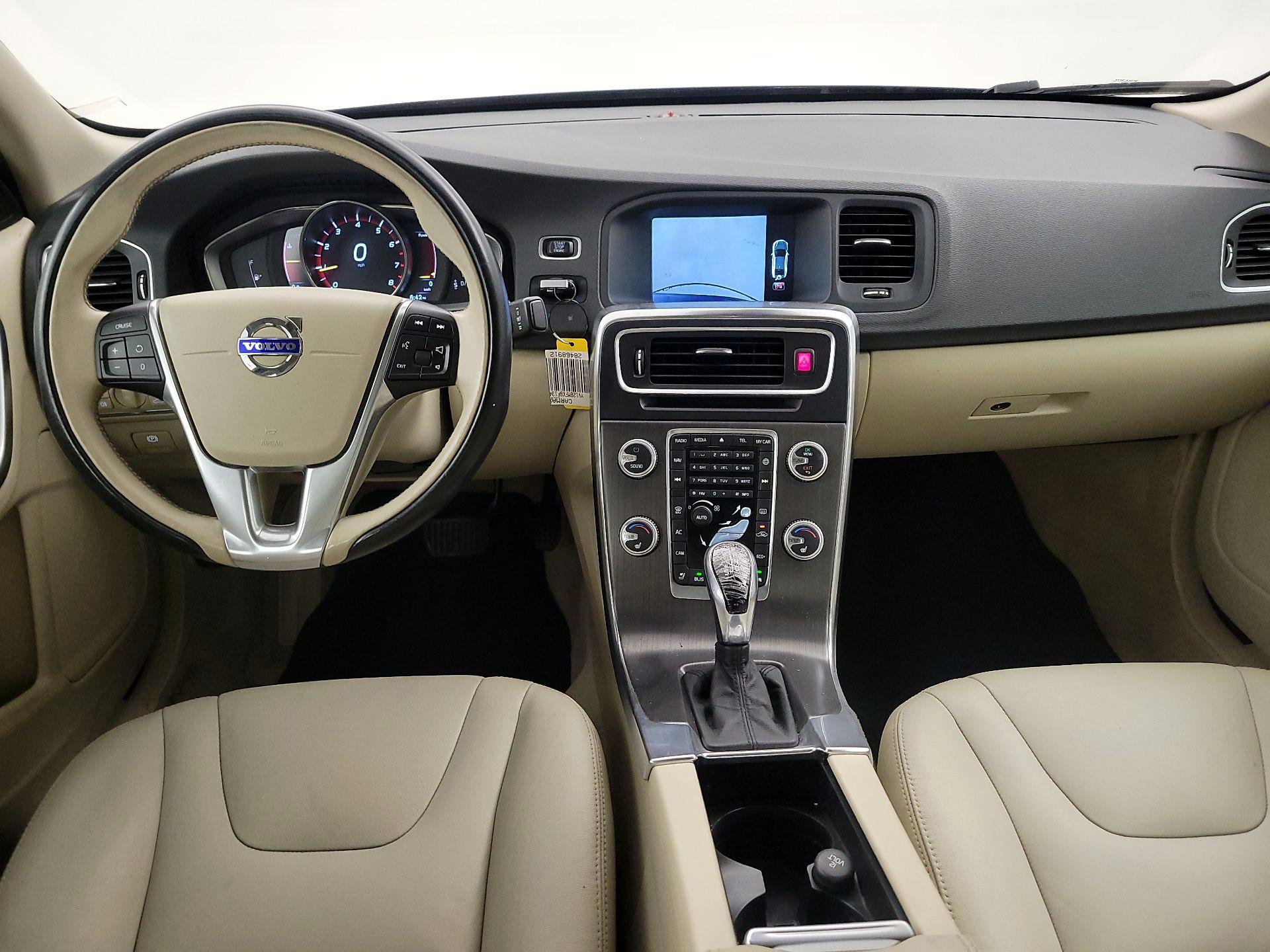 Thumbnail: 2015 Volvo S60 - 9