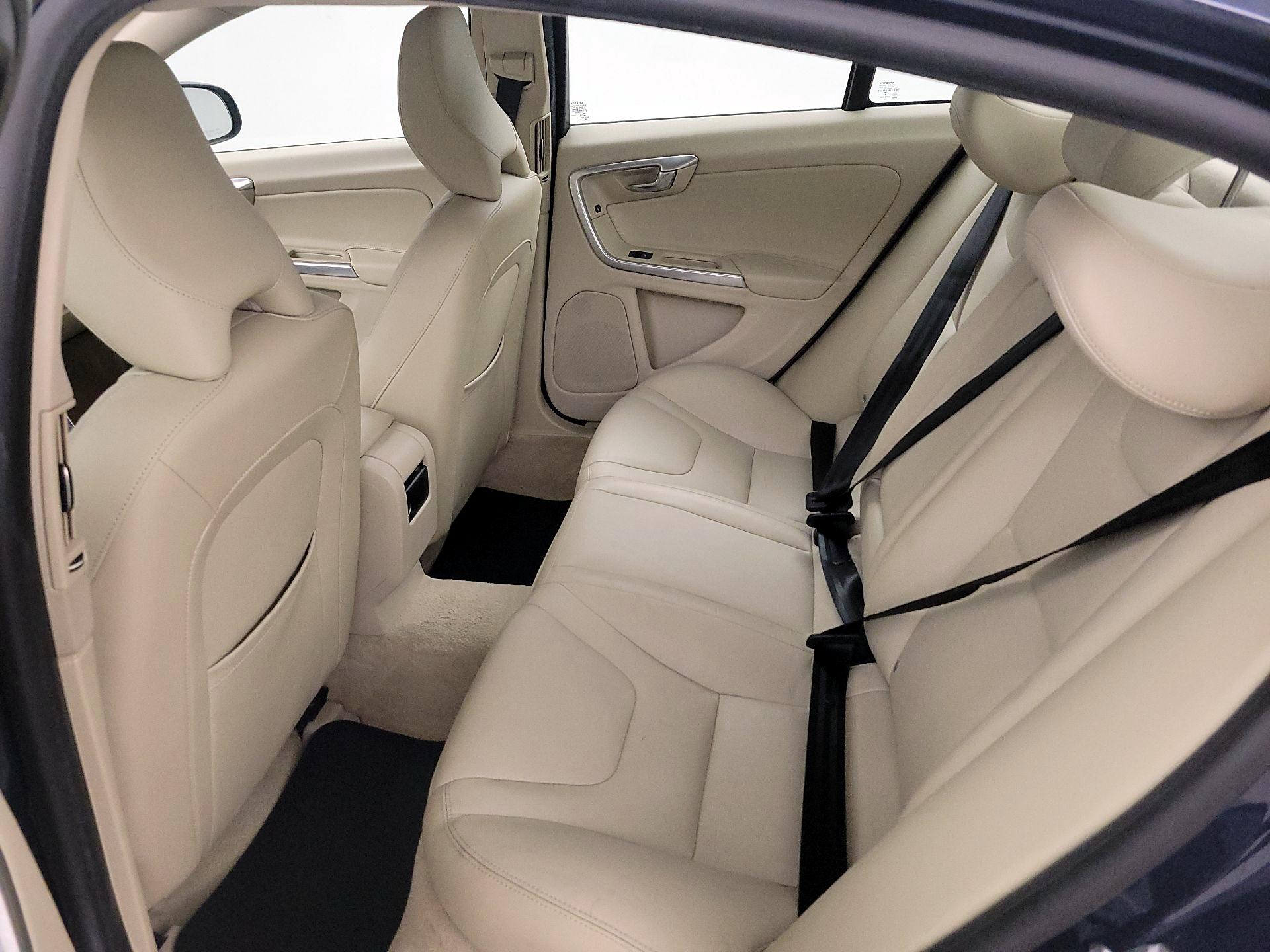 Thumbnail: 2015 Volvo S60 - 20