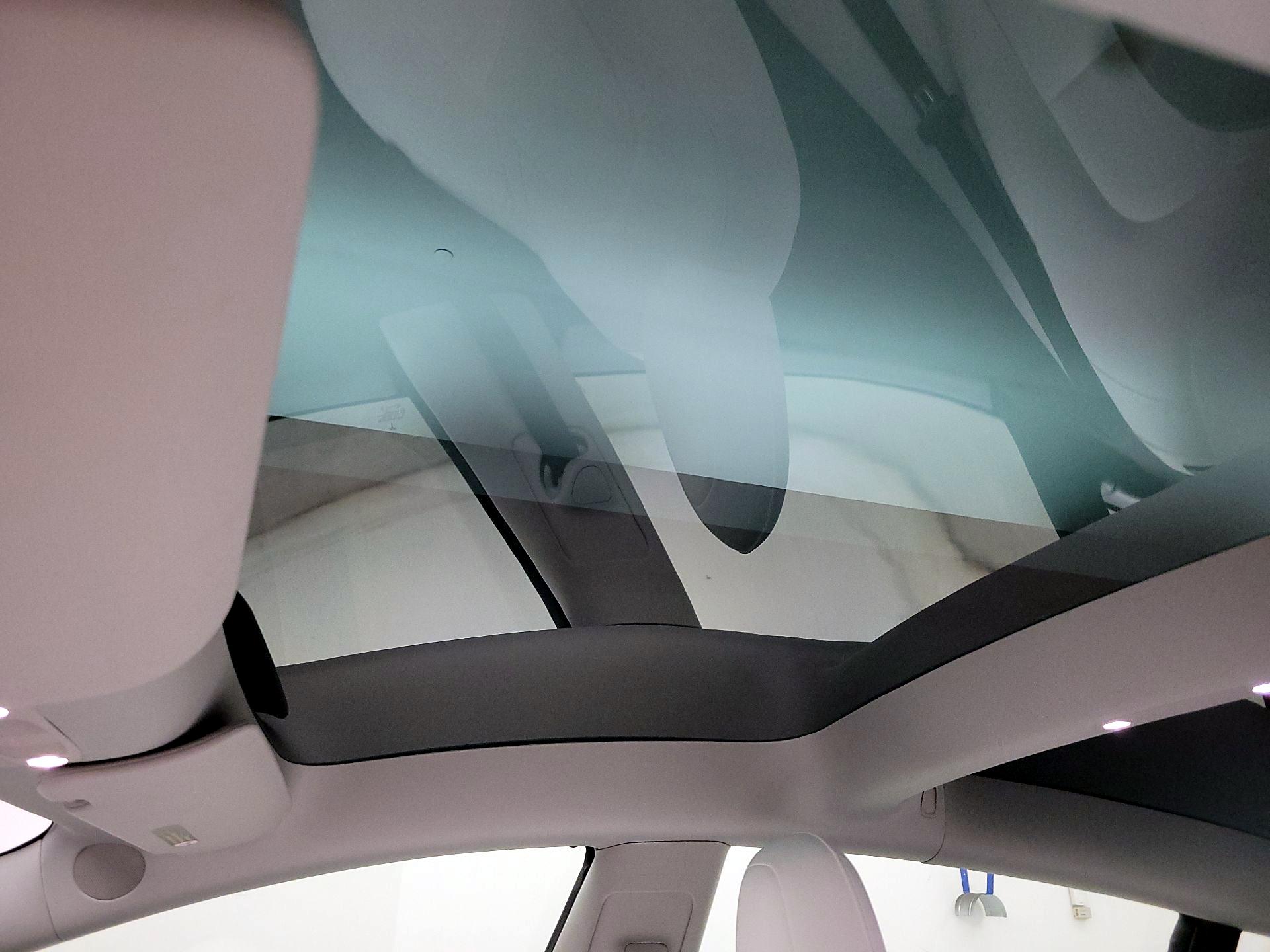 Thumbnail: 2023 Tesla Model 3 - 19
