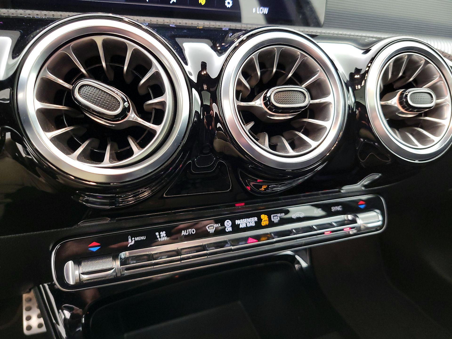 Thumbnail: 2022 Mercedes-Benz A-Class - 16