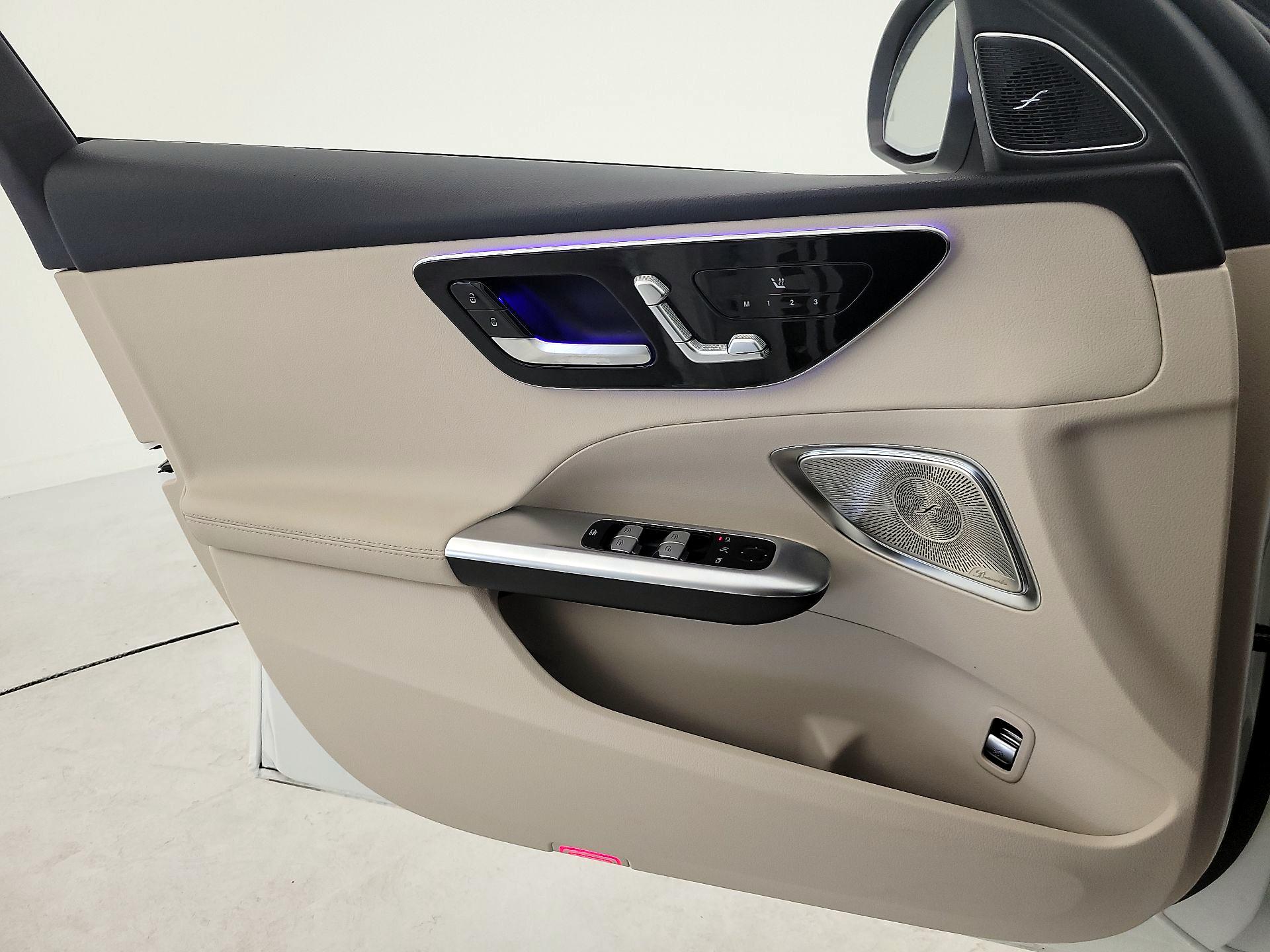 Thumbnail: 2024 Mercedes-Benz C-Class - 12