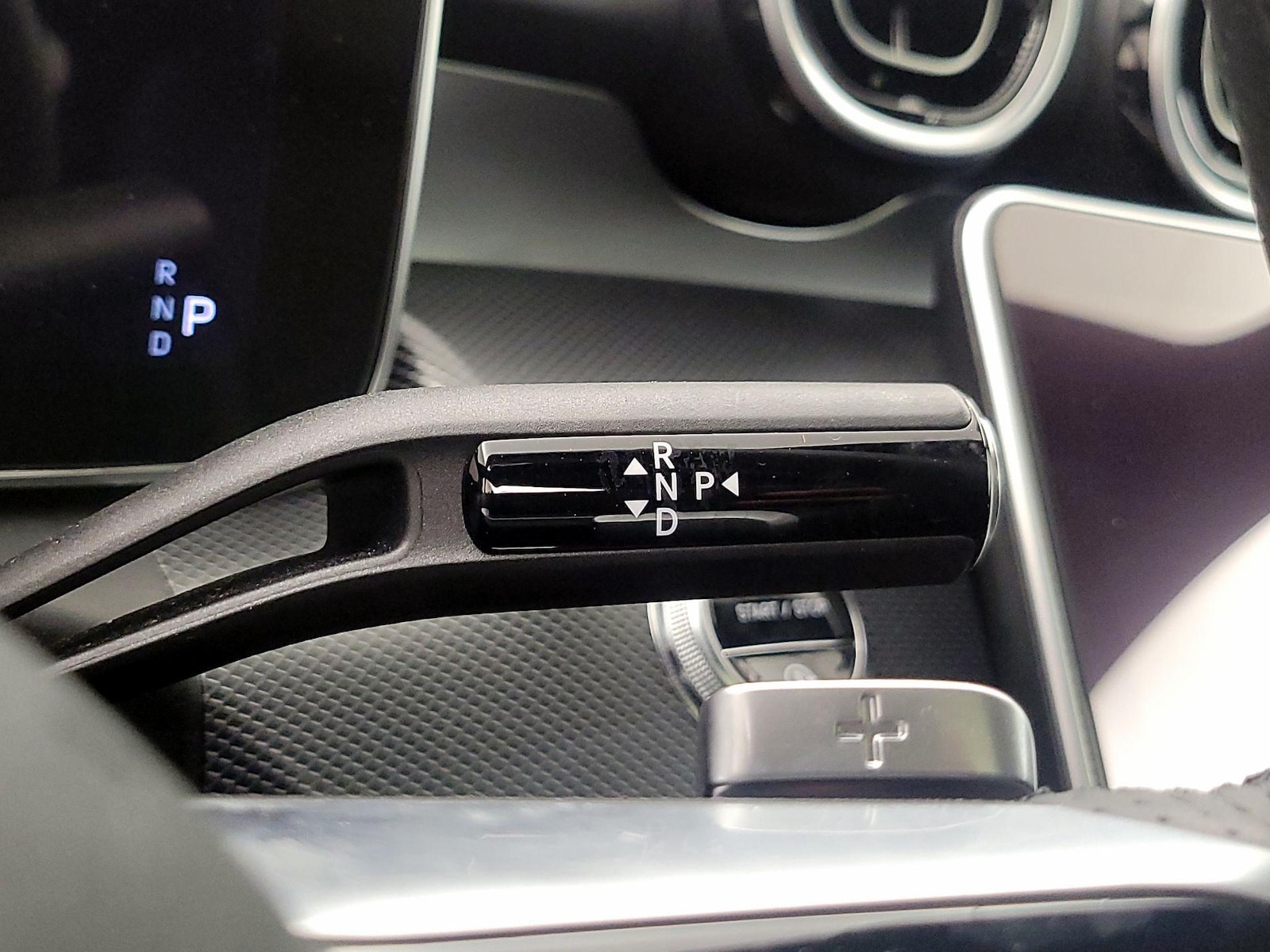 2024 Mercedes-Benz C-Class Sedan C 300 - Photo 19