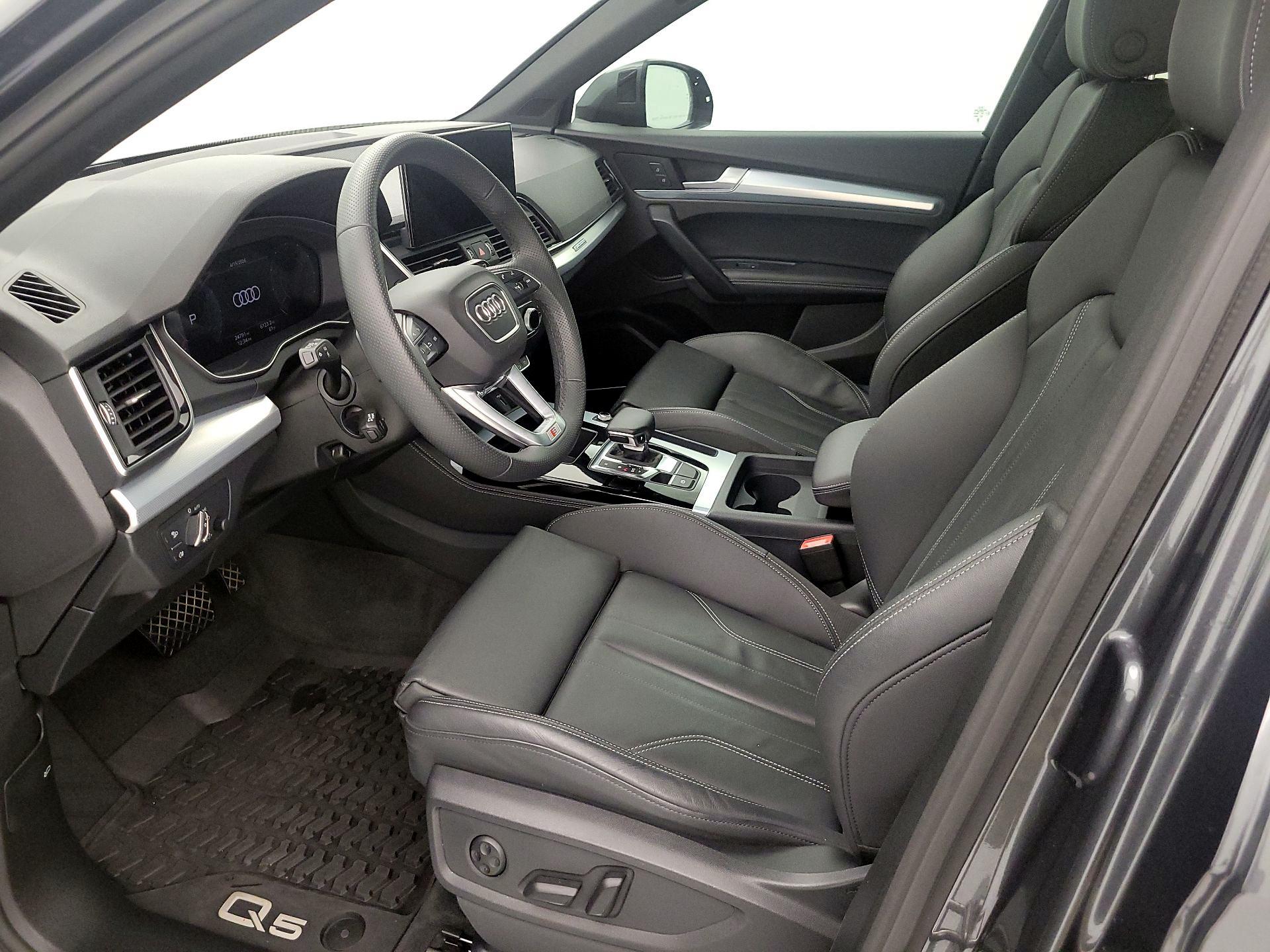 Thumbnail: 2024 Audi Q5 - 11