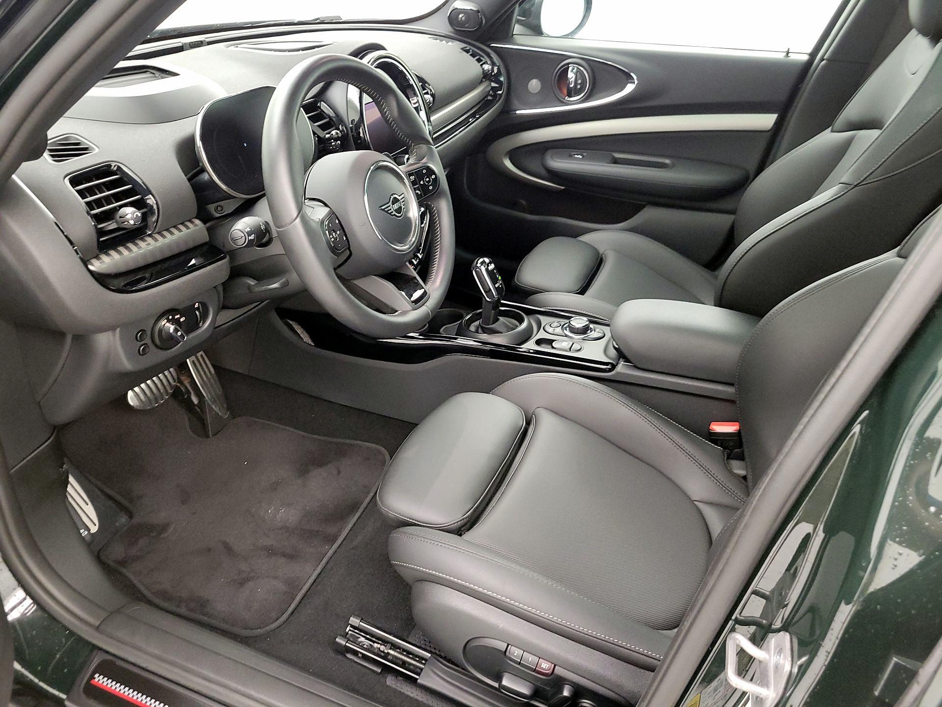 Thumbnail: 2023 MINI Cooper Clubman - 11