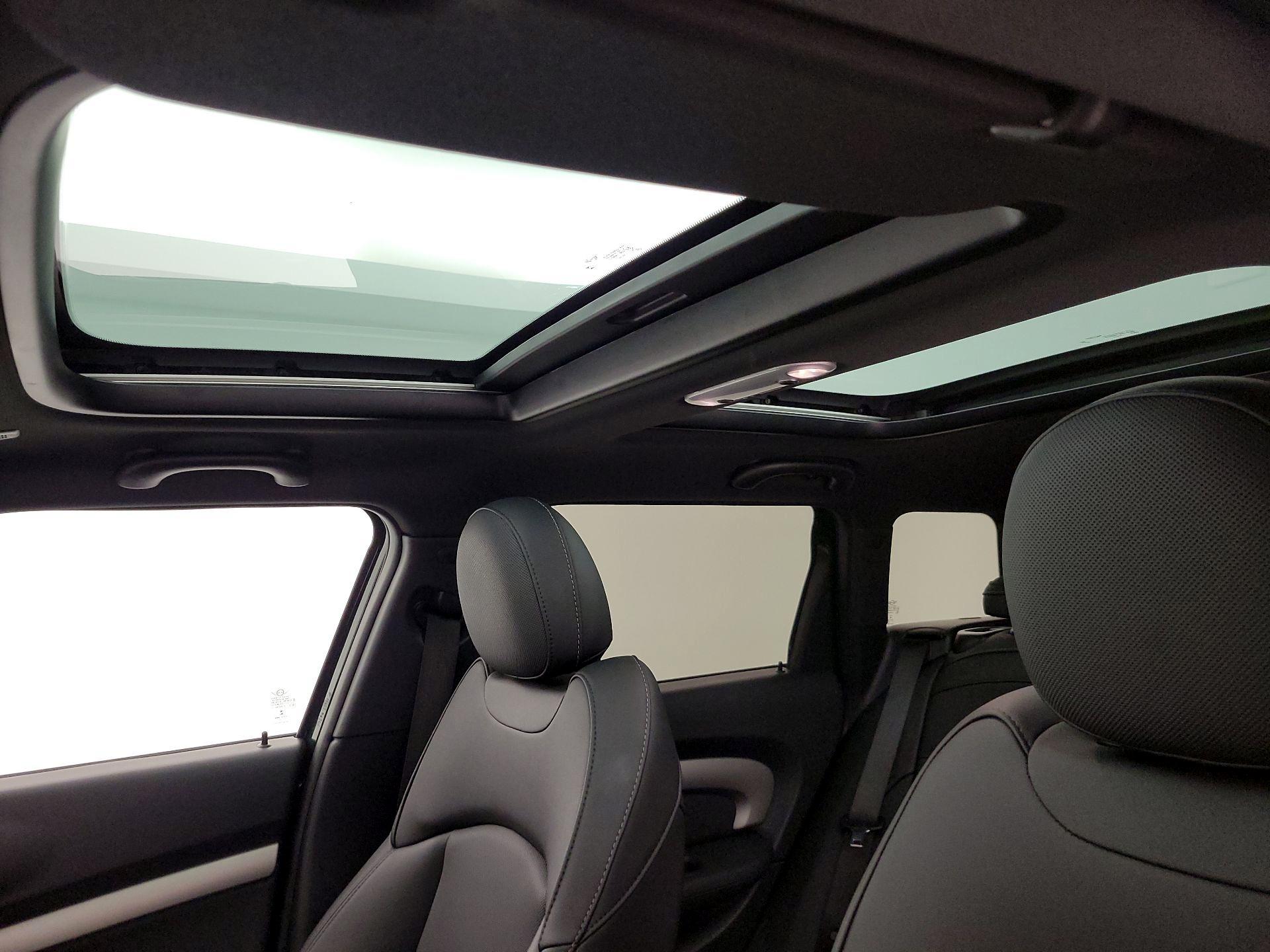 Thumbnail: 2023 MINI Cooper Clubman - 20