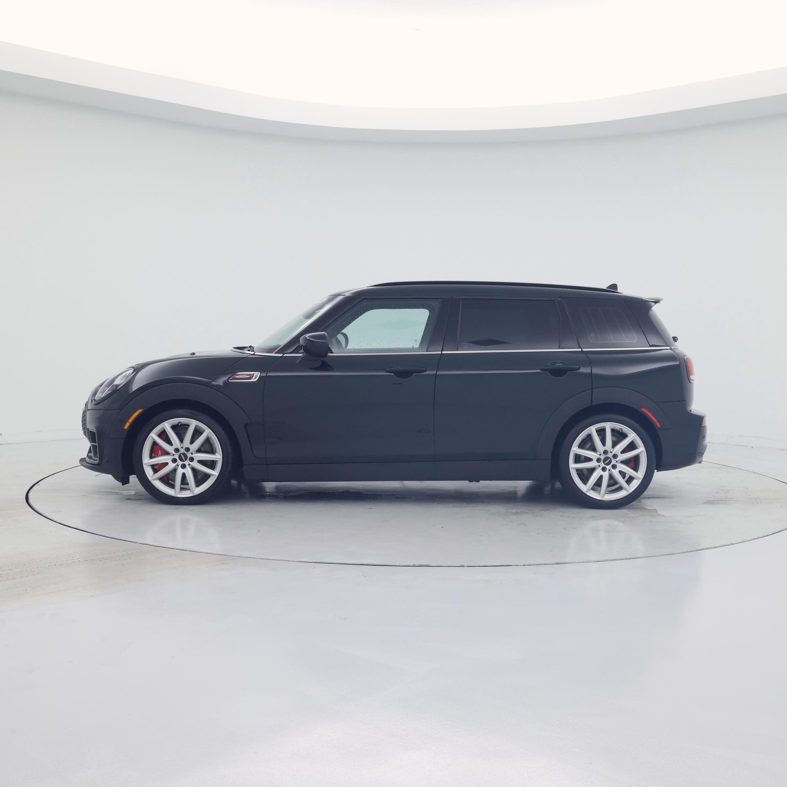 Thumbnail: 2023 MINI Cooper Clubman - 3