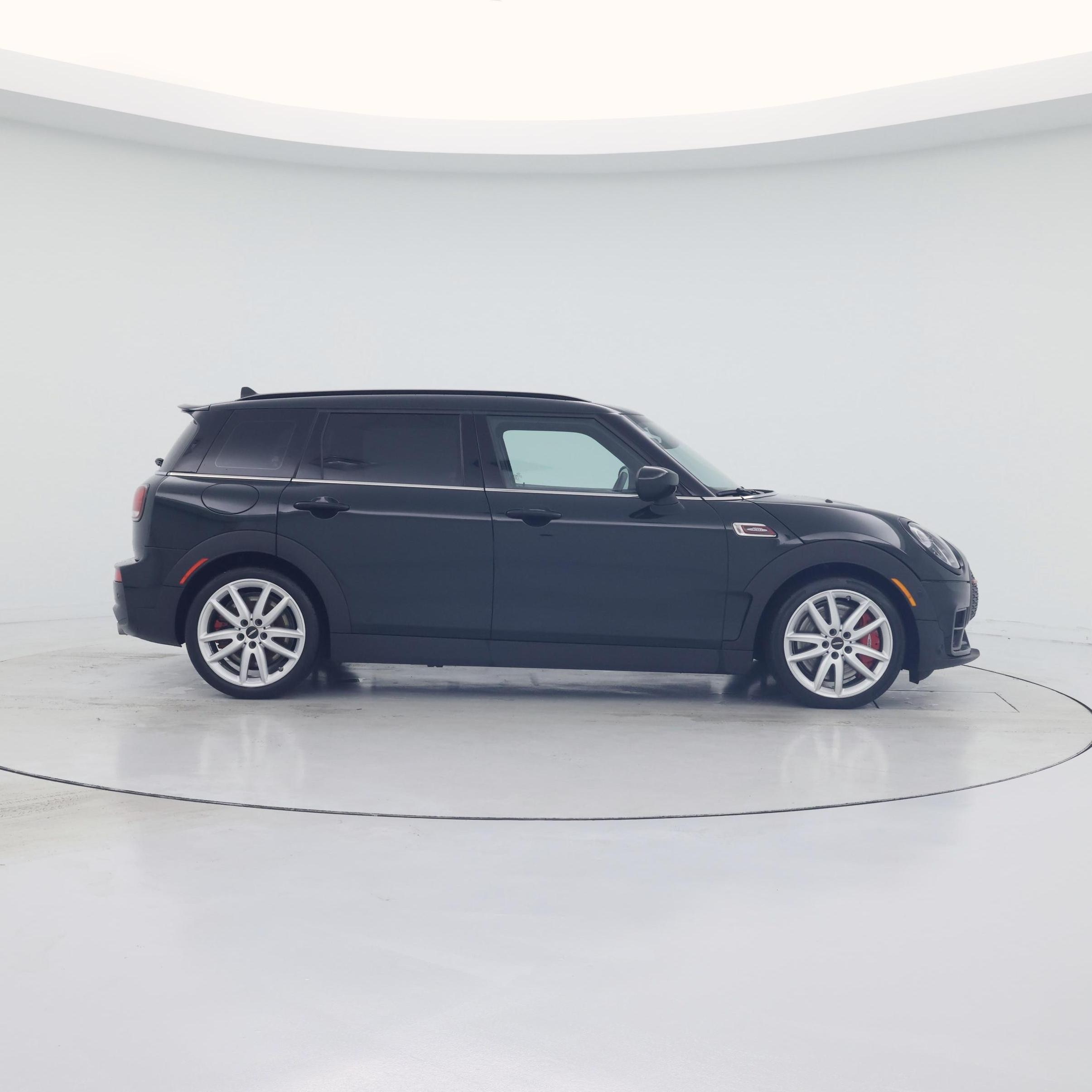Thumbnail: 2023 MINI Cooper Clubman - 7