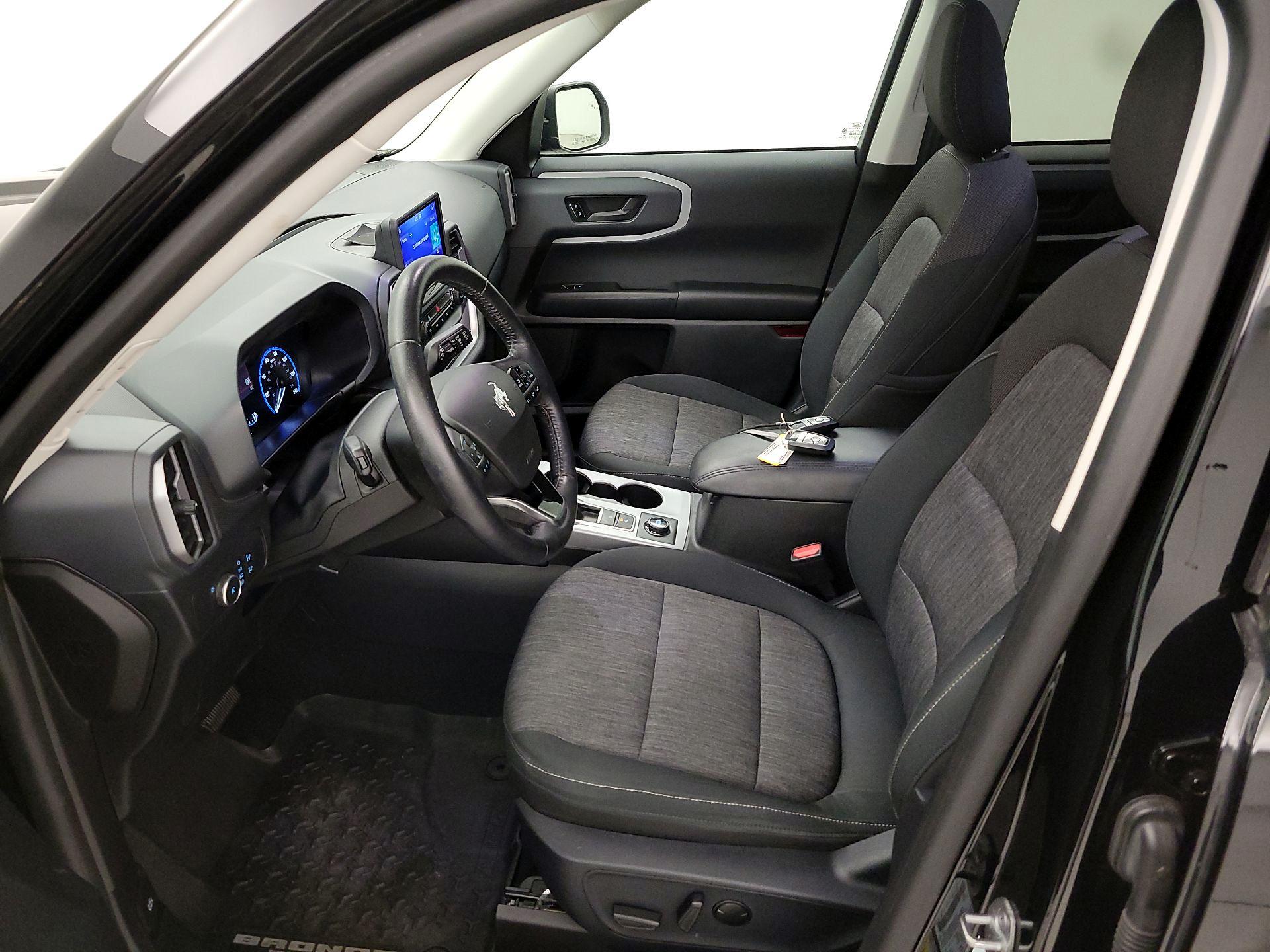 Thumbnail: 2021 Ford Bronco Sport - 11