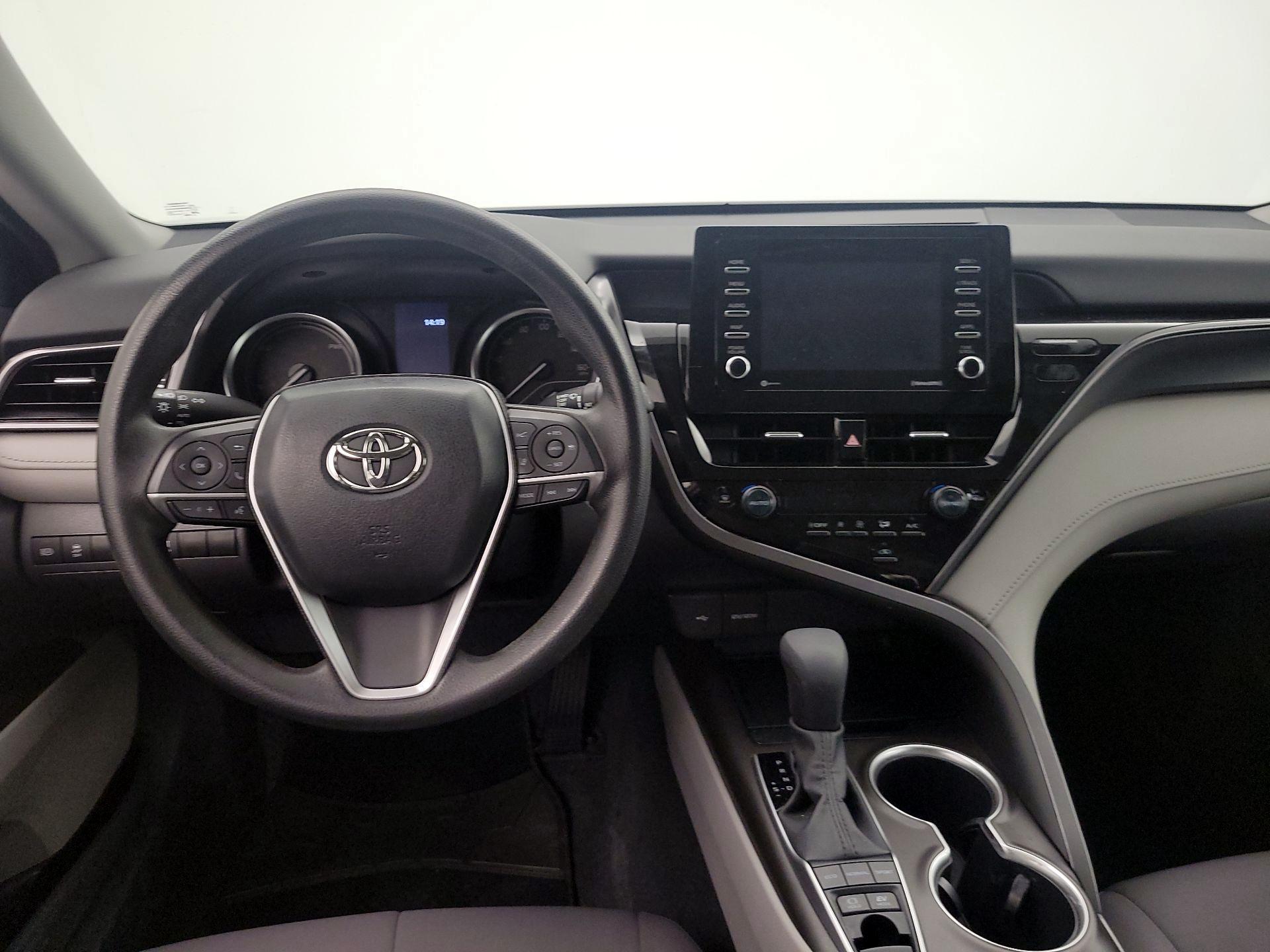 Thumbnail: 2023 Toyota Camry - 10